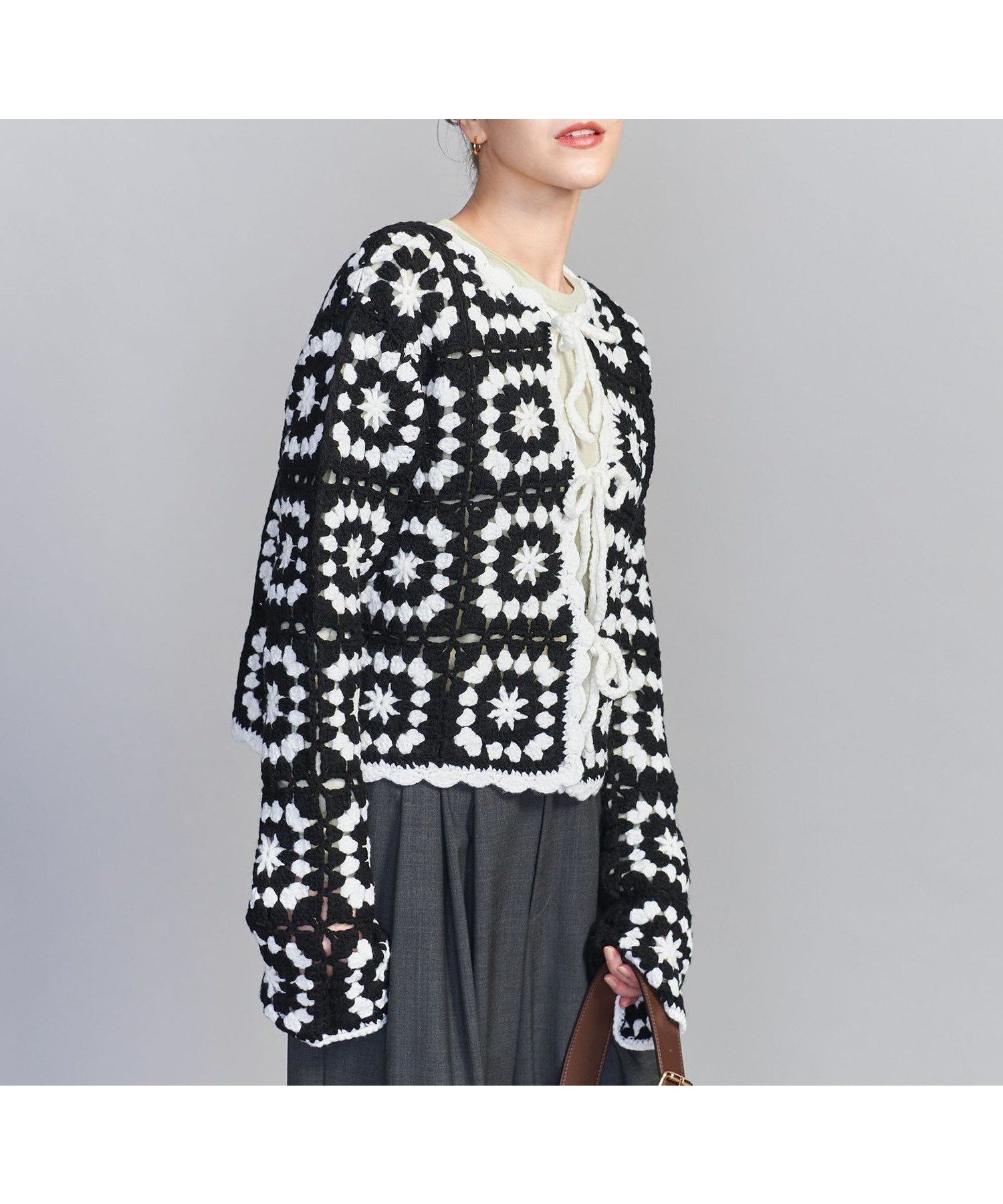 【ビューティ&ユース ユナイテッドアローズ/BEAUTY&YOUTH / UNITED ARROWS】の【別注】 LOGAN knitting mills クロシェニット カーディガン インテリア・キッズ・メンズ・レディースファッション・服の通販 founy(ファニー) 　ファッション　Fashion　レディースファッション　WOMEN　トップス・カットソー　Tops/Tshirt　ニット　Knit Tops　カーディガン　Cardigans　アクリル　Acrylic　インナー　Inner　洗える　Washable　カットソー　Cut And Sew　カーディガン　Cardigan　クロシェ　Crochet　スペシャル　Special　デニム　Denim　フェミニン　Feminine　フロント　Front　別注　Special Order　リボン　Ribbon　BLACK|ID: prp329100004292115 ipo3291000000029780741