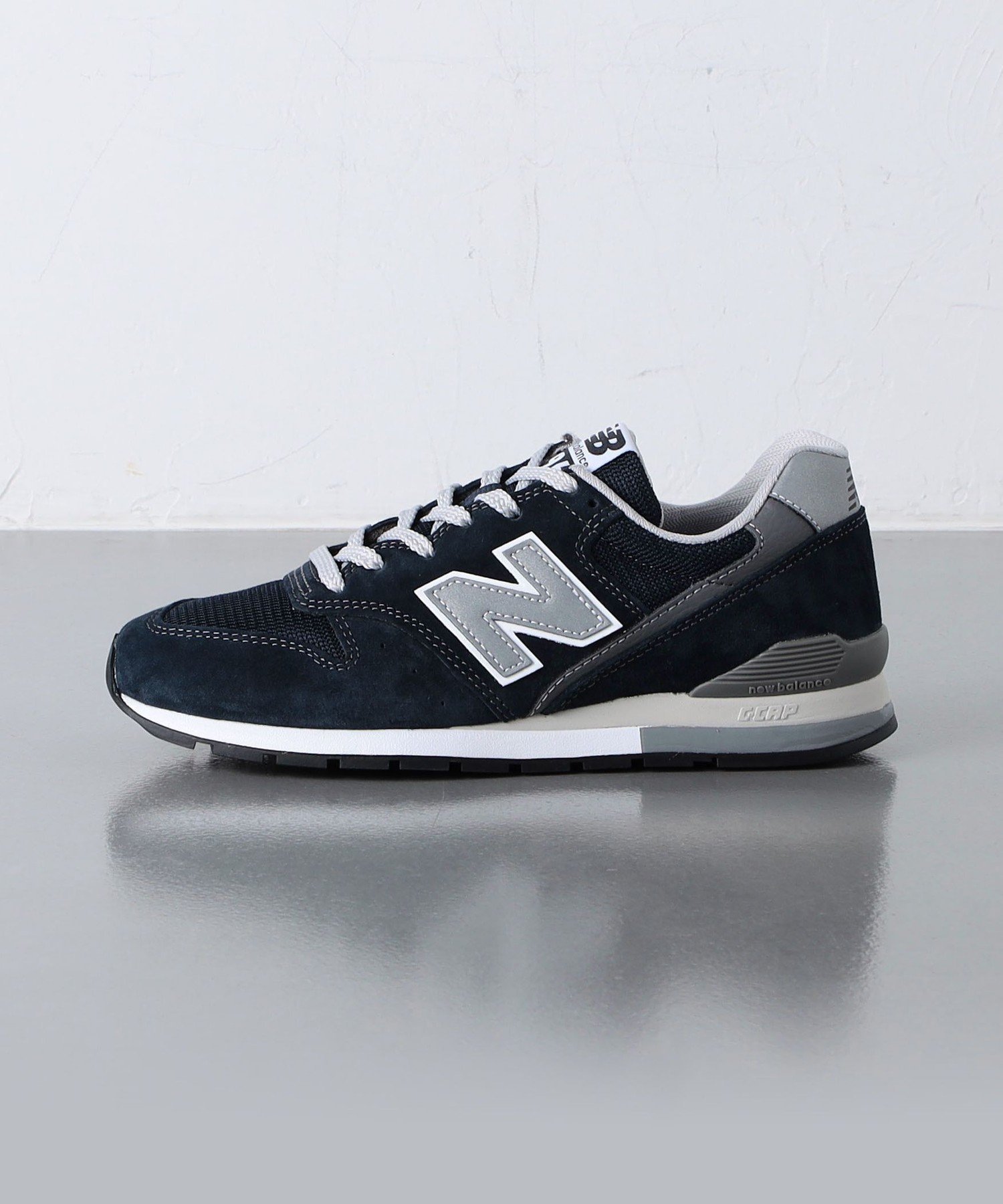 【ユナイテッドアローズ/UNITED ARROWS】のNew Balance CM996 スニーカー インテリア・キッズ・メンズ・レディースファッション・服の通販 founy(ファニー) 　ファッション　Fashion　レディースファッション　WOMEN　クッション　Cushion　シューズ　Shoes　スタンダード　Standard　スニーカー　Sneakers　定番　Standard　人気　Popularity　バランス　Balance　フィット　Fit　ベーシック　Basic　ボストン　Boston　NAVY|ID: prp329100004292806 ipo3291000000029784009