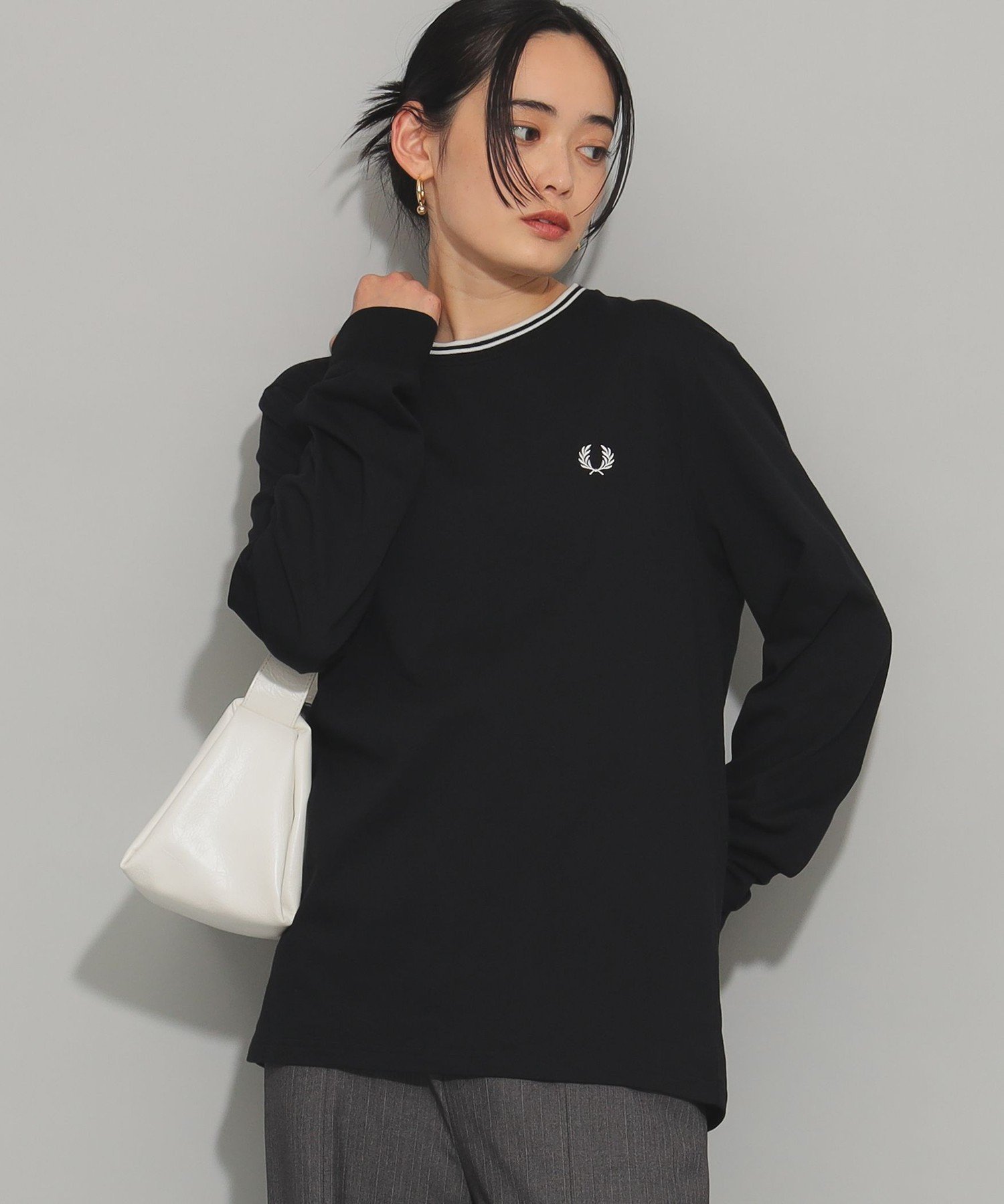 【ビームス ウイメン/BEAMS】のFRED PERRY / Twin Tipped Long Sleeve T-Shirt インテリア・キッズ・メンズ・レディースファッション・服の通販 founy(ファニー) 　ファッション　Fashion　レディースファッション　WOMEN　トップス・カットソー　Tops/Tshirt　シャツ/ブラウス　Shirts/Blouses　ロング / Tシャツ　T-Shirts　おすすめ　Recommend　シンプル　Simple　ジャージー　Jersey　スラックス　Slacks　デニム　Denim　フィット　Fit　レギュラー　Regular　エレガント 上品　Elegant　軽量　Lightweight　BLACK|ID: prp329100004292840 ipo3291000000029784138