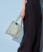 【シテン/CITEN】のCITEN パデッド クリア ロゴ トート S 人気、トレンドファッション・服の通販 founy(ファニー) ファッション Fashion レディースファッション Fashion for Women バッグ Bags スクエア Square, Square Shape フィット Fit, Slim Fit プリント Print, Printed Pattern ポケット Pocket, Pocket Detail レギュラー Regular, Standard Fit thumbnail OLIVE|ID: prp329100004294746 ipo3291000000033601057