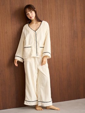 【スナイデル ホーム/SNIDEL HOME】のソフトボアロングパンツ 人気、トレンドファッション・服の通販 founy(ファニー) ファッション Fashion レディースファッション WOMEN パンツ Pants なめらか Smooth カーディガン Cardigan パイピング Piping ポケット Pocket リブニット Rib Knit リラックス Relax レース Race ロング Long |ID:prp329100004301681