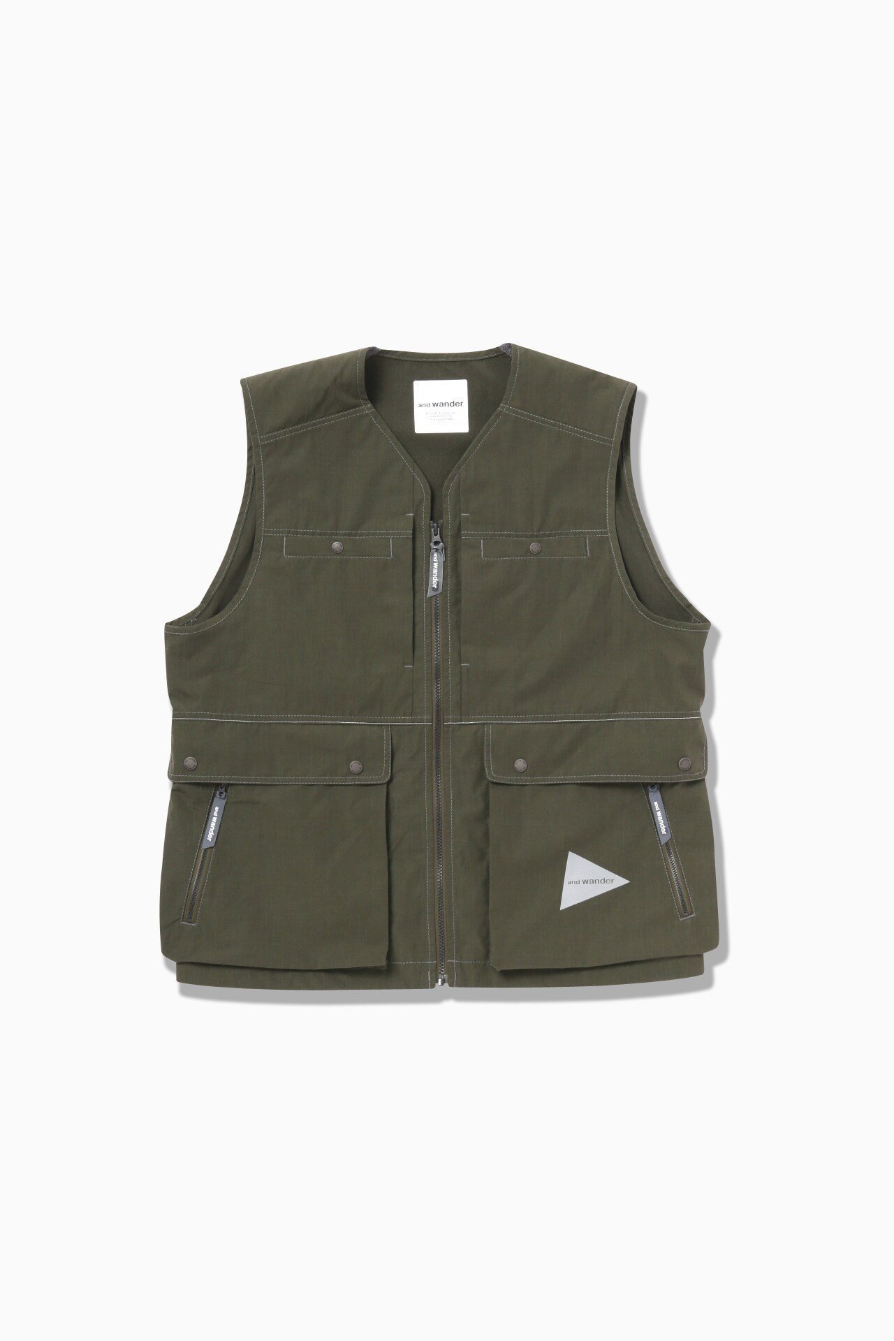 【アンドワンダー/and wander】のtough nylon vest インテリア・キッズ・メンズ・レディースファッション・服の通販 founy(ファニー) 　ファッション　Fashion　レディースファッション　WOMEN　アウター　Coat Outerwear　トップス・カットソー　Tops/Tshirt　ベスト/ジレ　Gilets/Vests　green|ID: prp329100004304365 ipo3291000000029844730