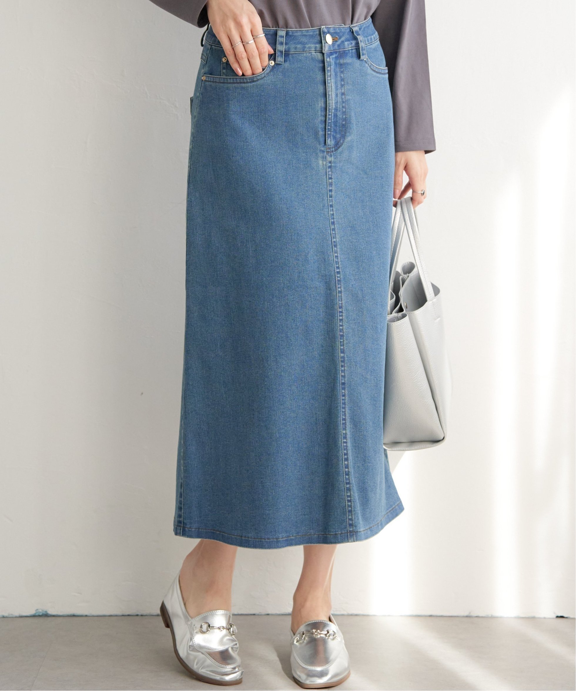【イッカ/ikka】のデニムロングスカート インテリア・キッズ・メンズ・レディースファッション・服の通販 founy(ファニー) 　ファッション　Fashion　レディースファッション　WOMEN　スカート　Skirt　ロングスカート　Long Skirt　ストレッチ　Stretch　スリット　Slit　デニム　Denim　ベーシック　Basic　ポケット　Pocket　ブルー|ID: prp329100004309008 ipo3291000000032051784