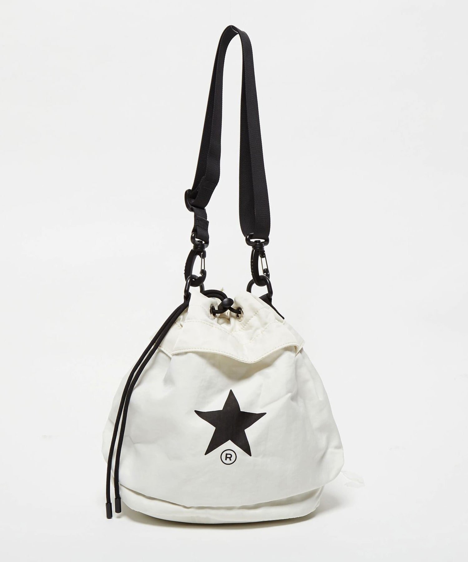 【コンバーストウキョウ/CONVERSE TOKYO】のNYLON BALLOON SHOULDER BAG 人気、トレンドファッション・服の通販 founy(ファニー) 　ファッション　Fashion　レディースファッション　WOMEN　バッグ　Bag　アウトドア　Outdoor　クラシック　Classic　サイドジップ　Side Zip　ショルダー　Shoulder　スマホ　Smartphone　ポケット　Pocket　ミリタリー　Military　巾着　Purse　旅行　Travel　財布　Wallet　 other-1|ID: prp329100004310868 ipo3291000000029977909