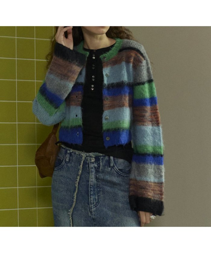 【メゾンスペシャル/MAISON SPECIAL】のMulti Border Short Length Knit Cardigan インテリア・キッズ・メンズ・レディースファッション・服の通販 founy(ファニー) https://founy.com/ ファッション Fashion レディースファッション WOMEN トップス・カットソー Tops/Tshirt ニット Knit Tops カーディガン Cardigans A/W・秋冬 Aw・Autumn/Winter・Fw・Fall-Winter カラフル Colorful カーディガン Cardigan コンパクト Compact ボーダー Border |ID: prp329100004311076 ipo3291000000029892435