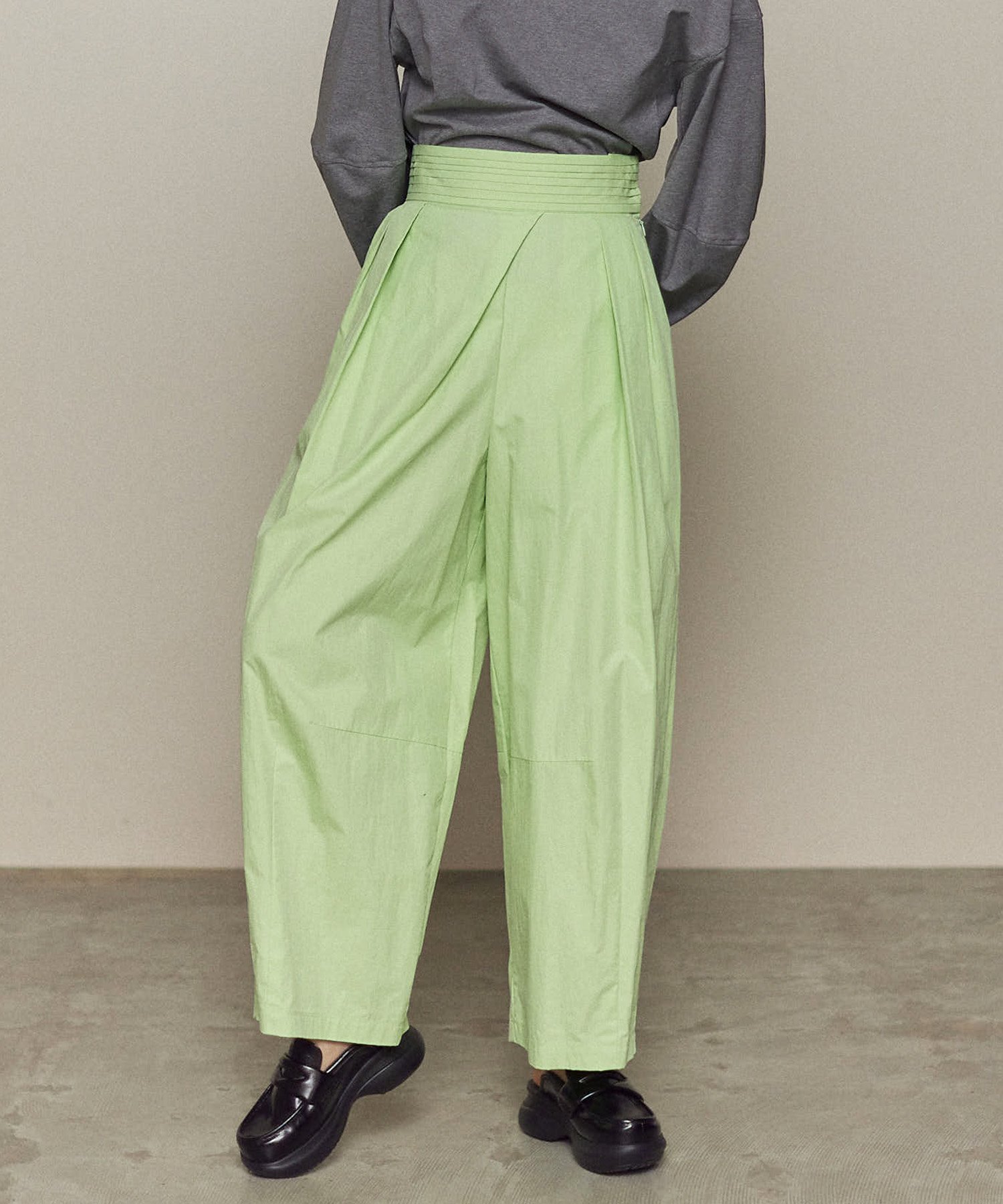 【メゾンスペシャル/MAISON SPECIAL】のWaist Pleats Cocoon Pants インテリア・キッズ・メンズ・レディースファッション・服の通販 founy(ファニー) 　ファッション　Fashion　レディースファッション　WOMEN　パンツ　Pants　夏　Summer　GRN|ID: prp329100004311505 ipo3291000000029894615