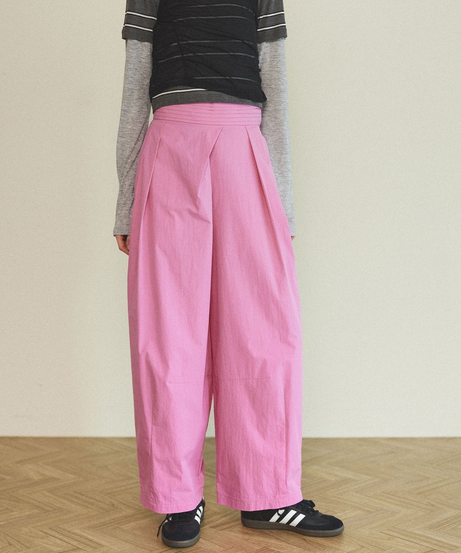 【メゾンスペシャル/MAISON SPECIAL】のWaist Pleats Cocoon Pants インテリア・キッズ・メンズ・レディースファッション・服の通販 founy(ファニー) 　ファッション　Fashion　レディースファッション　WOMEN　パンツ　Pants　夏　Summer　PNK|ID: prp329100004311505 ipo3291000000029894616