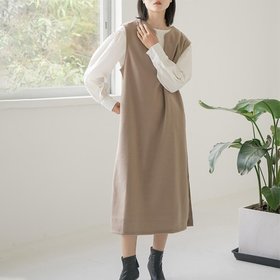 【メゾンドラティール/maison de LATIR】のキーネックベストロング丈ワンピース 人気、トレンドファッション・服の通販 founy(ファニー) ファッション Fashion レディースファッション WOMEN アウター Coat Outerwear シンプル Simple |ID:prp329100004313000