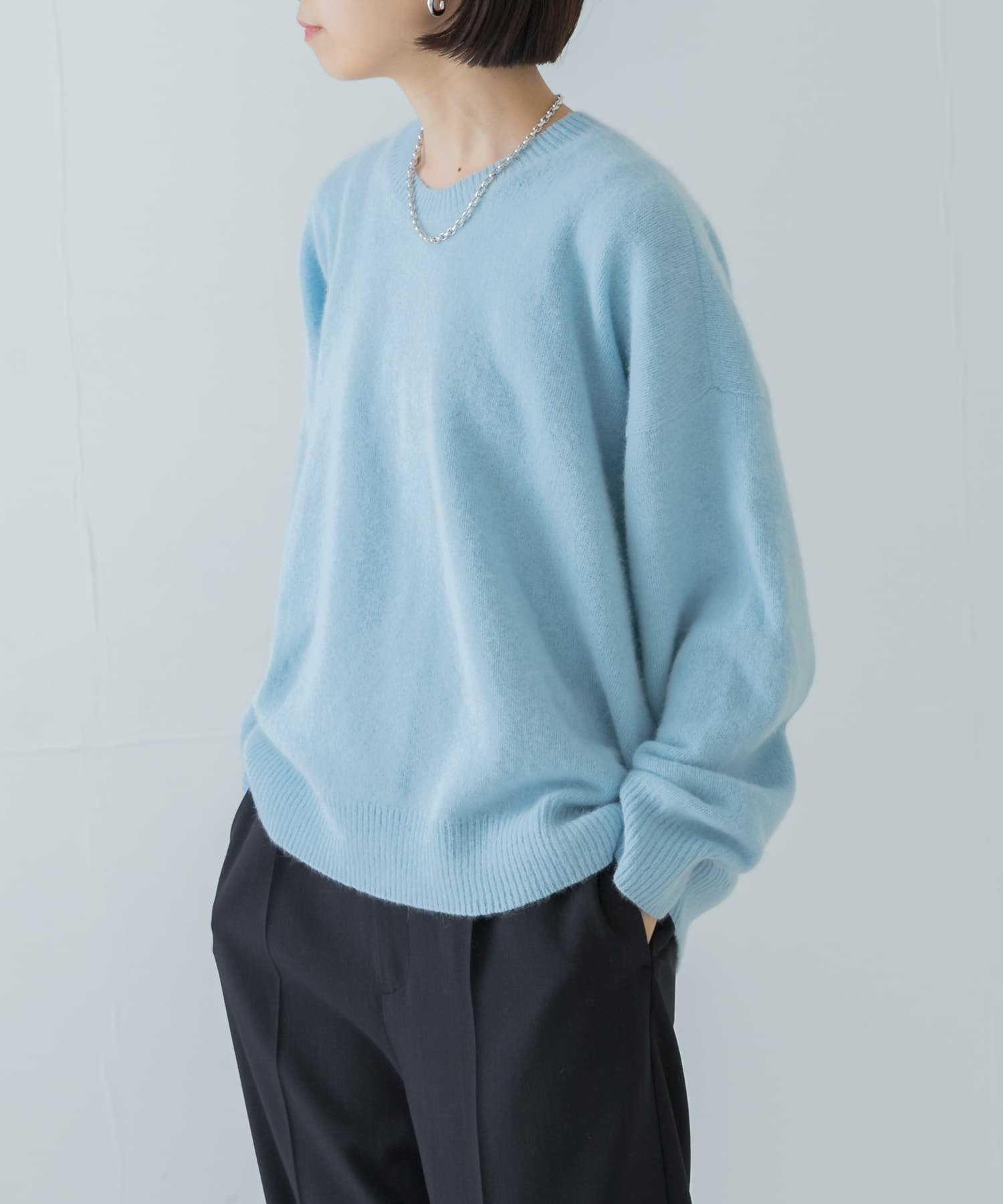 【アーバンリサーチ/URBAN RESEARCH】のFOX/CASHMEREクルーネックニット インテリア・キッズ・メンズ・レディースファッション・服の通販 founy(ファニー) 　ファッション　Fashion　レディースファッション　WOMEN　トップス・カットソー　Tops/Tshirt　ニット　Knit Tops　2024年　2024　2024-2025秋冬・A/W　Aw/Autumn/Winter/Fw/Fall/2024-2025　A/W・秋冬　Aw・Autumn/Winter・Fw・Fall-Winter　冬　Winter　おすすめ　Recommend　エアリー　Airy　カシミヤ　Cashmere　スラックス　Slacks　トレンド　Trend　フォックス　Fox　エレガント 上品　Elegant　SAX|ID: prp329100004314182 ipo3291000000030047571