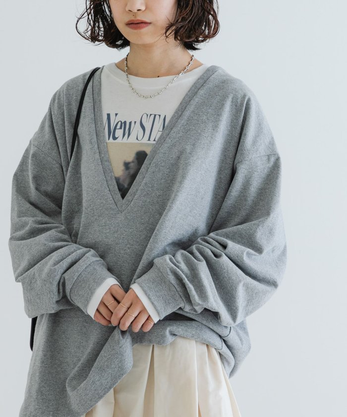 【アーバンリサーチ/URBAN RESEARCH】の『MADE IN JAPAN』深Vネックルーズカットソー インテリア・キッズ・メンズ・レディースファッション・服の通販 founy(ファニー) https://founy.com/ ファッション Fashion レディースファッション WOMEN トップス・カットソー Tops/Tshirt カットソー Cut and Sewn Vネック V-Neck 2024年 2024 2024-2025秋冬・A/W Aw/Autumn/Winter/Fw/Fall/2024-2025 A/W・秋冬 Aw・Autumn/Winter・Fw・Fall-Winter 冬 Winter おすすめ Recommend インナー Inner キャミソール Camisole タンク Tank ベーシック Basic リラックス Relax レース Race ロング Long ワンポイント One Point 日本製 Made In Japan |ID: prp329100004324795 ipo3291000000030009733