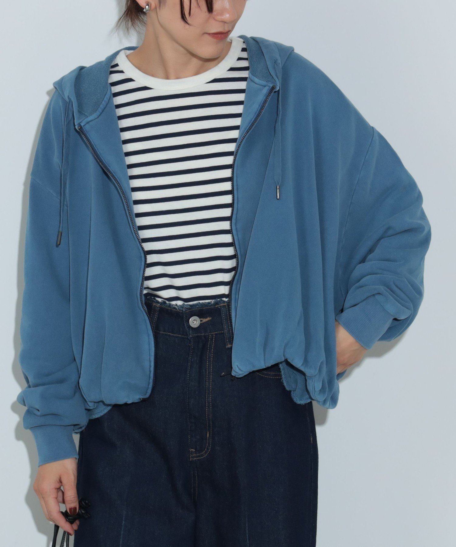 【ビームス ハート/BEAMS HEART】のヴィンテージライク パーカー インテリア・キッズ・メンズ・レディースファッション・服の通販 founy(ファニー) 　ファッション　Fashion　レディースファッション　WOMEN　トップス・カットソー　Tops/Tshirt　パーカ　Sweats　インナー　Inner　ギャザー　Gather　スタイリッシュ　Stylish　ストレート　Straight　スラックス　Slacks　ダウン　Down　定番　Standard　パーカー　Hoodie　ブルゾン　Blouson　リラックス　Relax　ロング　Long　BLUE|ID: prp329100004328978 ipo3291000000030047142