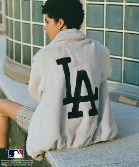 【ロペ/ROPE'】の【MLB COLLECTION BY JUN】フェイクファーブルゾン 人気、トレンドファッション・服の通販 founy(ファニー) ファッション Fashion レディースファッション WOMEN アウター Coat Outerwear ブルゾン Blouson/Jackets ギャザー Gather コレクション Collection シンプル Simple スペシャル Special スポーツ Sports ニューヨーク New York 人気 Popularity フランス France ブルゾン Blouson ボトム Bottom ポケット Pocket リアル Real おすすめ Recommend エレガント 上品 Elegant ビジネス 仕事 通勤 Business |ID:prp329100004331371