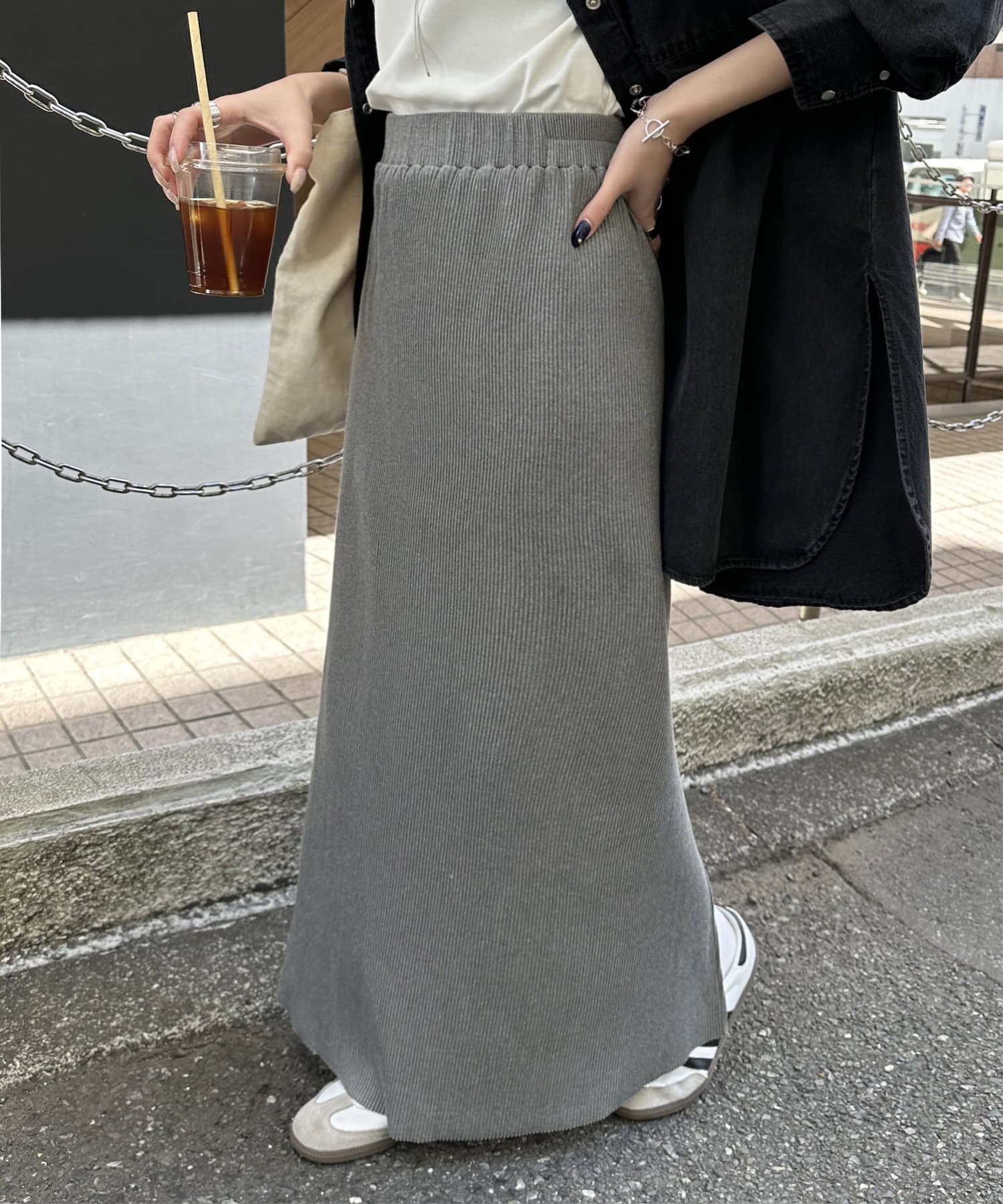 【ディスコート/Discoat】のリブナロースカート インテリア・キッズ・メンズ・レディースファッション・服の通販 founy(ファニー) 　ファッション　Fashion　レディースファッション　WOMEN　スカート　Skirt　シンプル　Simple　スリット　Slit　フィット　Fit　リブニット　Rib Knit　グレー|ID: prp329100004334688 ipo3291000000031953367