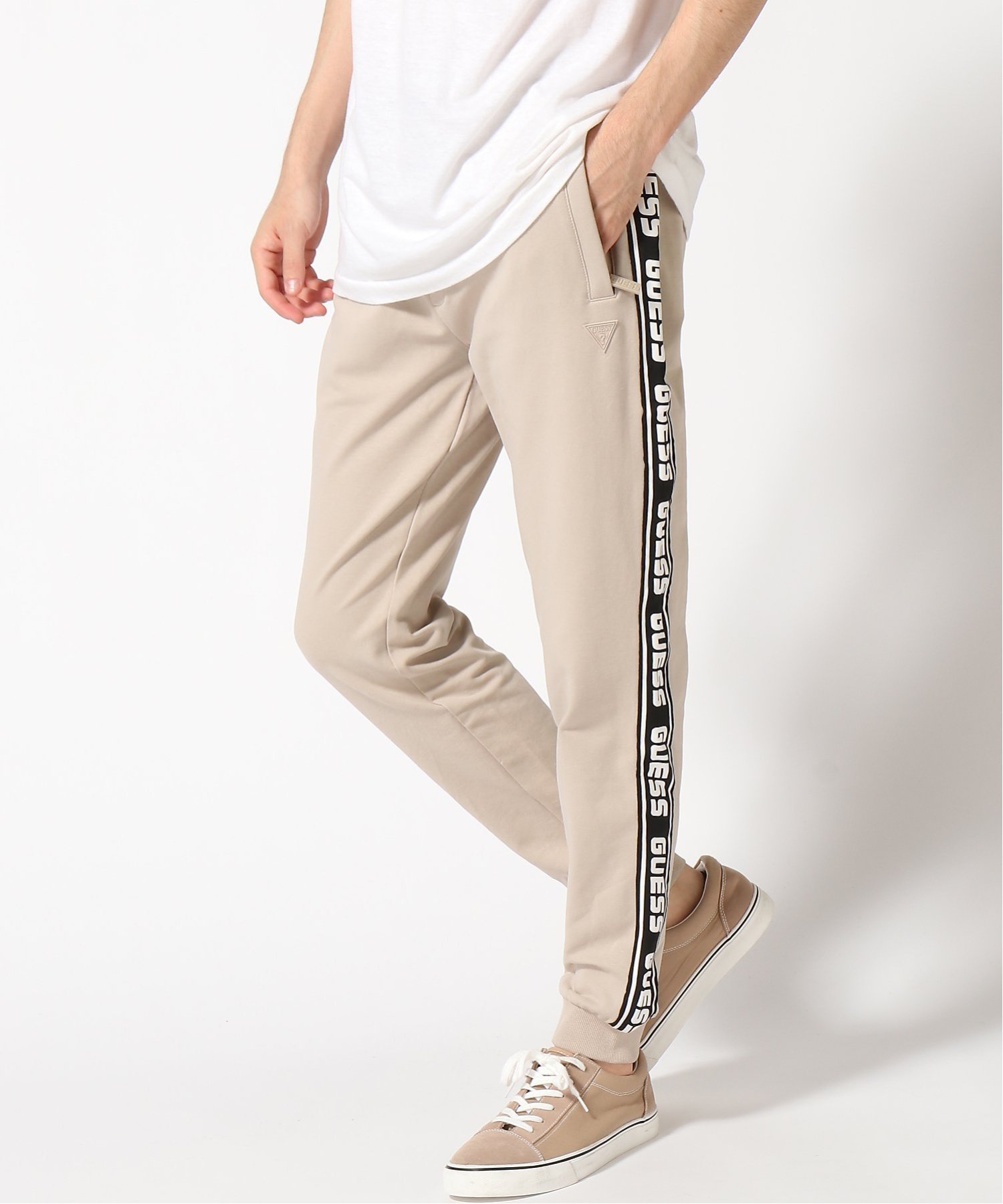 【ゲス/GUESS / MEN】のGUESS パンツ New Arlo Long Pant インテリア・キッズ・メンズ・レディースファッション・服の通販 founy(ファニー) 　ファッション　Fashion　メンズファッション　MEN　ボトムス　Bottoms/Men　おすすめ　Recommend　アウトドア　Outdoor　コレクション　Collection　ジーンズ　Jeans　ストレッチ　Stretch　スポーツ　Sports　ライトベージュ|ID: prp329100004334893 ipo3291000000030112805