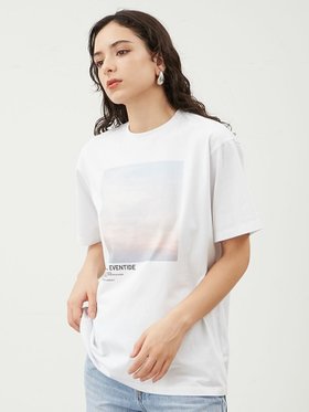 【ミラオーウェン/Mila Owen】 グラフィックフォトTシャツ人気、トレンドファッション・服の通販 founy(ファニー) ファッション Fashion レディースファッション WOMEN トップス・カットソー Tops/Tshirt シャツ/ブラウス Shirts/Blouses ロング / Tシャツ T-Shirts クール Cool グラフィック Graphic トレンド Trend プリント Print ユーズド Used リラックス Relax |ID:prp329100004338301