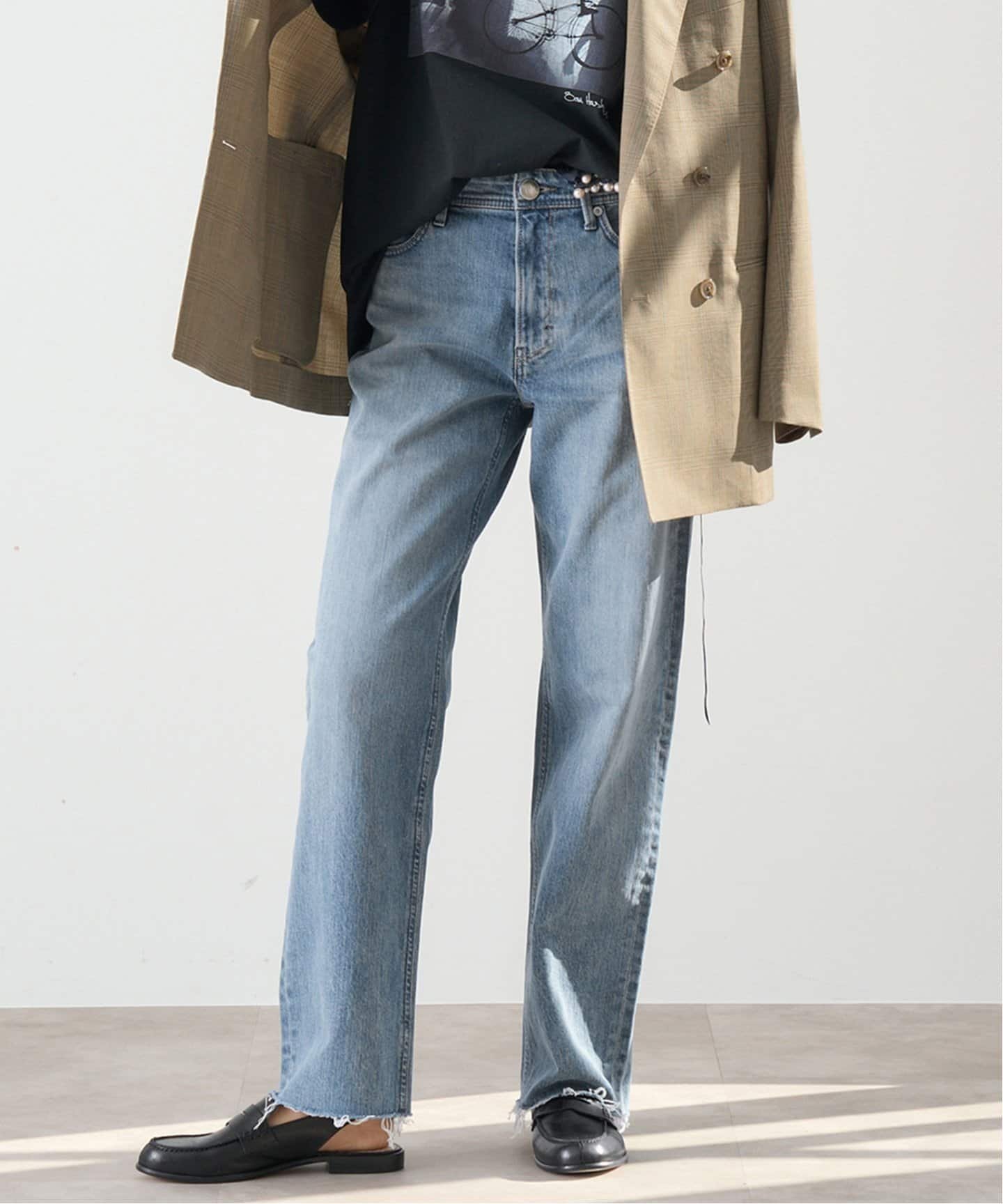 【イエナ/IENA】のYANUK/ヤヌーク 別注 LOWRISE LEA ストレートデニム 人気、トレンドファッション・服の通販 founy(ファニー) 　ファッション　Fashion　レディースファッション　WOMEN　カットオフ　Cut Off　サンダル　Sandals　シューズ　Shoes　ストレート　Straight　デニム　Denim　トレンド　Trend　バランス　Balance　ヴィンテージ　Vintage　人気　Popularity　別注　Special Order　 other-1|ID: prp329100004352639 ipo3291000000031216668