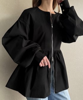 【ジュノア/JUNOAH】のノーカラーペプラムジップブルゾン 人気、トレンドファッション・服の通販 founy(ファニー) ファッション Fashion レディースファッション WOMEN アウター Coat Outerwear ブルゾン Blouson/Jackets カフス Cuffs |ID:prp329100004364536