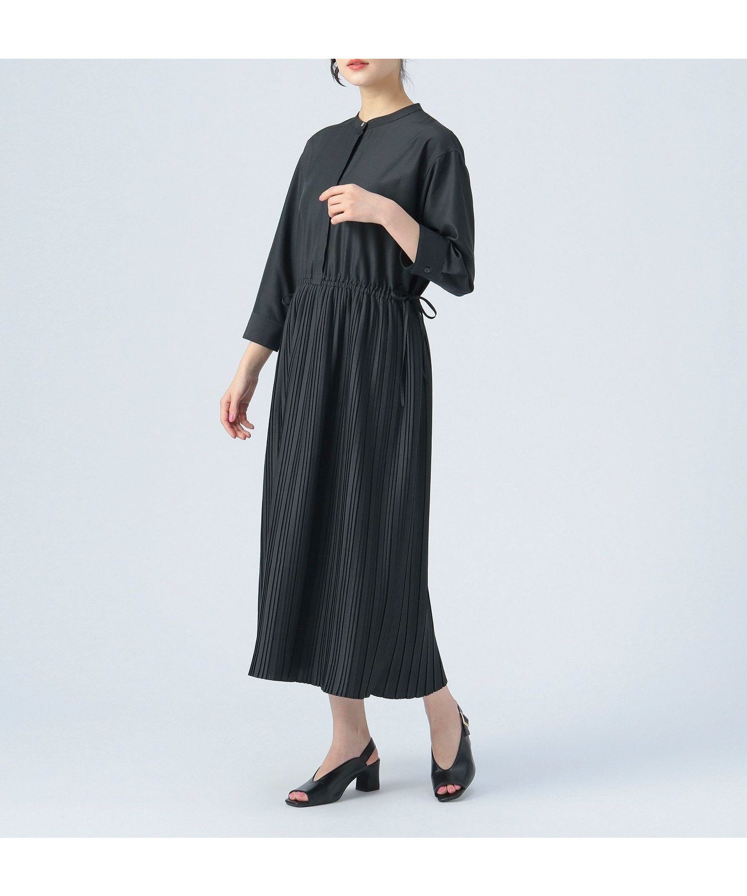【ビームス ハート/BEAMS HEART】のサイドリボン プリーツワンピース インテリア・キッズ・メンズ・レディースファッション・服の通販 founy(ファニー) 　ファッション　Fashion　レディースファッション　WOMEN　ワンピース　Dress　おすすめ　Recommend　カットソー　Cut And Sew　シューズ　Shoes　ジャケット　Jacket　スニーカー　Sneakers　バレエ　Ballet　フェミニン　Feminine　フレア　Flare　ブルゾン　Blouson　プリーツ　Pleats　ポケット　Pocket　リボン　Ribbon　長袖　Long Sleeve　BLACK|ID: prp329100004367724 ipo3291000000032070351