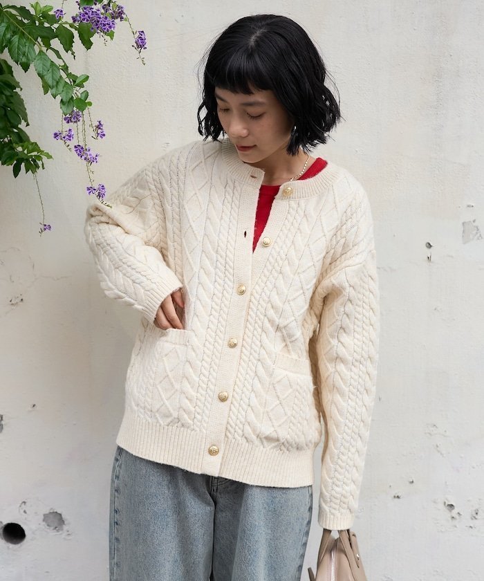 【フリークスストア/FREAK'S STORE】の金ボタン ケーブルニットカーディガン 24AW 人気、トレンドファッション・服の通販 founy(ファニー) 　ファッション　Fashion　レディースファッション　WOMEN　トップス・カットソー　Tops/Tshirt　ニット　Knit Tops　カーディガン　Cardigans　2024年　2024　2024-2025秋冬・A/W　Aw/Autumn/Winter/Fw/Fall/2024-2025　冬　Winter　カーディガン　Cardigan　トレンド　Trend　A/W・秋冬　Aw・Autumn/Winter・Fw・Fall-Winter　 other-1|ID: prp329100004368828 ipo3291000000030540959