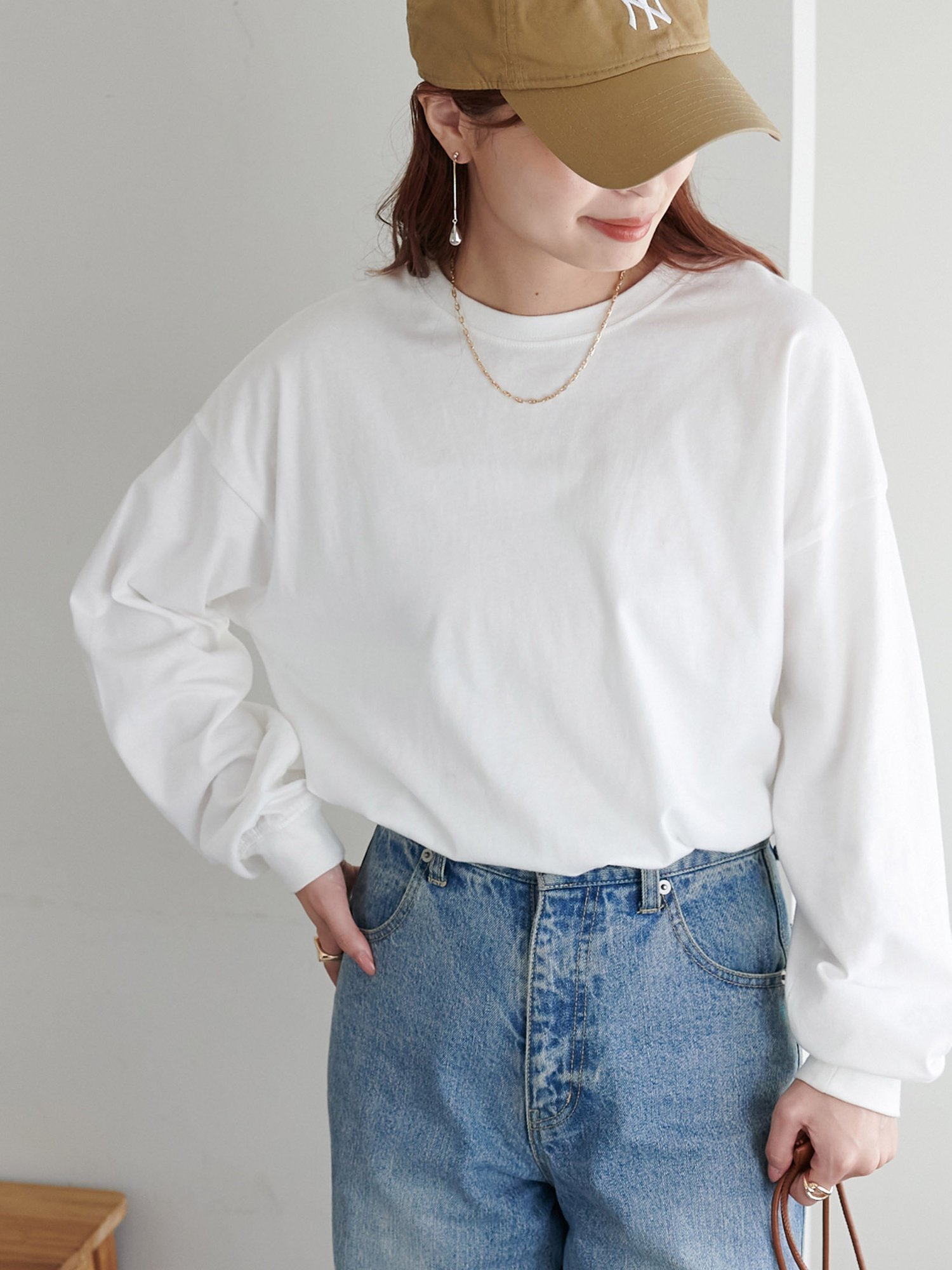 【ディスコート/Discoat】の《新色追加!/21色展開》ボーダービッグロングTシャツ【WEB限定】 インテリア・キッズ・メンズ・レディースファッション・服の通販 founy(ファニー) 　ファッション　Fashion　レディースファッション　Fashion for Women　トップス・カットソー　Cut & Sew Tops　シャツ・ブラウス・オフィスカジュアル　Elegant Blouses & Button-Ups　ロングTシャツ・Tシャツ　Longline T-Shirts & Tees　インナー　Innerwear　ボトム　Bottoms, Lower Wear　ボーダー　Border, Stripe　リラックス　Relax, Relaxed Fit　ロング　Long, Long-Length　冬　Winter / This Winter　無地　Plain, Solid Color　ホワイト|ID: prp329100004370431 ipo3291000000033717232