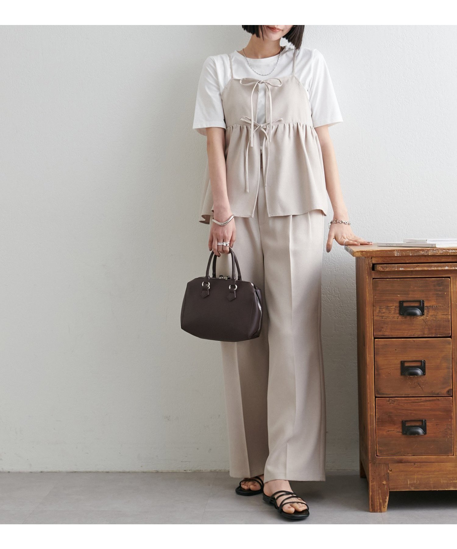 【ディスコート/Discoat】のマルチウェイセットアップ インテリア・キッズ・メンズ・レディースファッション・服の通販 founy(ファニー) 　ファッション　Fashion　レディースファッション　Ladies' Fashion Online　セットアップ　Setup　インナー　Inner　キャミソール　Camisole　ギャザー　Gather　コンパクト　Compact　シンプル　Simple　ストレート　Straight　スリット　Slit　センター　Center　タンク　Tank　タートル　Turtle　なめらか　Smooth　ビスチェ　Bustier　リボン　Ribbon　ロング　Long　グレージュ|ID: prp329100004385943 ipo3291000000032624504