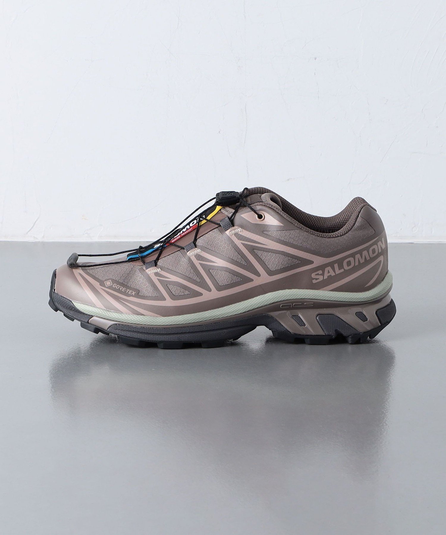 【ユナイテッドアローズ/UNITED ARROWS / MEN】のSALOMON XT-6 GTX/スニーカー インテリア・キッズ・メンズ・レディースファッション・服の通販 founy(ファニー) 　ファッション　Fashion　メンズファッション　MEN　シューズ・靴　Shoes/Men　スニーカー　Sneakers　アウトドア　Outdoor　スタイリッシュ　Stylish　スニーカー　Sneakers　スポーツ　Sports　フィット　Fit　フランス　France　メッシュ　Mesh　ライニング　Lining　ランニング　Running　BEIGE|ID: prp329100004386732 ipo3291000000031912436