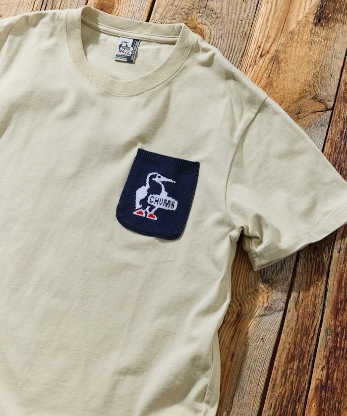 【フリークスストア/FREAK'S STORE】のCHUMS×FREAK S STORE チャムス 別注 ブービーバード ニットポケット クルーネック Tシャツ 【限定展開】 25SS インテリア・キッズ・メンズ・レディースファッション・服の通販 founy(ファニー) 　ファッション　Fashion　レディースファッション　WOMEN　トップス・カットソー　Tops/Tshirt　ニット　Knit Tops　シャツ/ブラウス　Shirts/Blouses　ロング / Tシャツ　T-Shirts　インナー　Inner　春　Spring　カーゴパンツ　Cargo Pants　コレクション　Collection　シンプル　Simple　デニム　Denim　トレンド　Trend　定番　Standard　人気　Popularity　パッチ　Patch　ベーシック　Basic　ポケット　Pocket　別注　Special Order　ワンポイント　One Point　S/S・春夏　Ss・Spring/Summer　おすすめ　Recommend　夏　Summer　2025年　2025　2025春夏・S/S　Ss,Spring/Summer,2025　ベージュ|ID: prp329100004387661 ipo3291000000031626745
