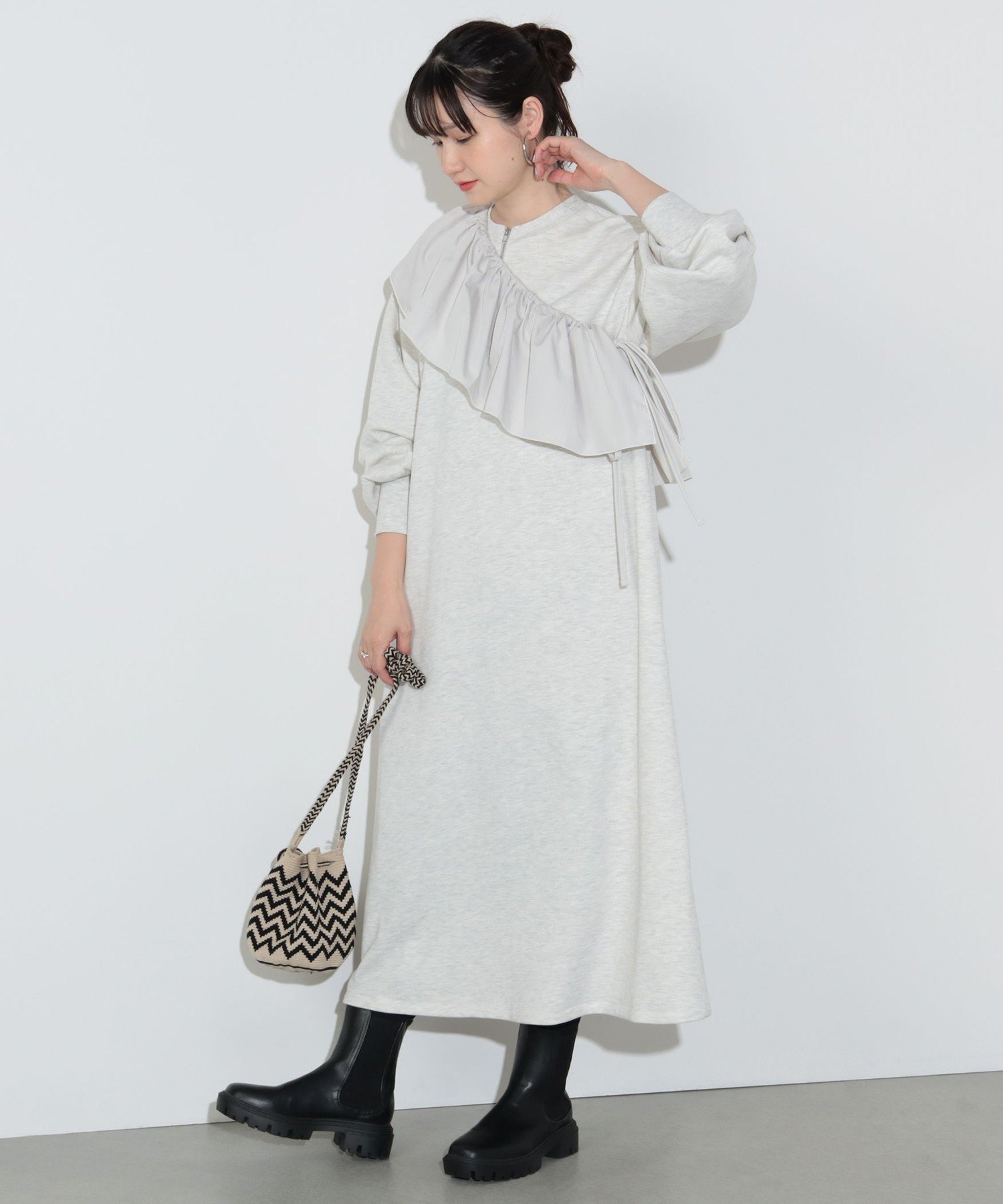 【ビームス ハート/BEAMS HEART】のフリル付き スウェット ワンピース 人気、トレンドファッション・服の通販 founy(ファニー) 　ファッション　Fashion　レディースファッション　WOMEN　ワンピース　Dress　おすすめ　Recommend　ギャザー　Gather　ジップ　Zip　スウェット　Sweat　ネップ　Nep Yarn　ビスチェ　Bustier　フリル　Frills　ベーシック　Basic　リラックス　Relax　 other-1|ID: prp329100004393050 ipo3291000000030971166