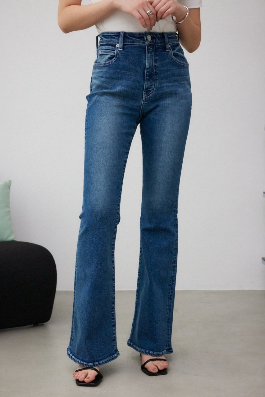 【アズール バイ マウジー/AZUL by moussy】のAZUL DENIM フレアデニム インテリア・キッズ・メンズ・レディースファッション・服の通販 founy(ファニー) 　ファッション　Fashion　レディースファッション　WOMEN　ジーンズ　Jeans　ストレッチ　Stretch　ストレート　Straight　デニム　Denim　バランス　Balance　フレア　Flare　ポケット　Pocket　A/W・秋冬　Aw・Autumn/Winter・Fw・Fall-Winter　2024年　2024　2024-2025秋冬・A/W　Aw/Autumn/Winter/Fw/Fall/2024-2025　BLU|ID: prp329100004397120 ipo3291000000032285927