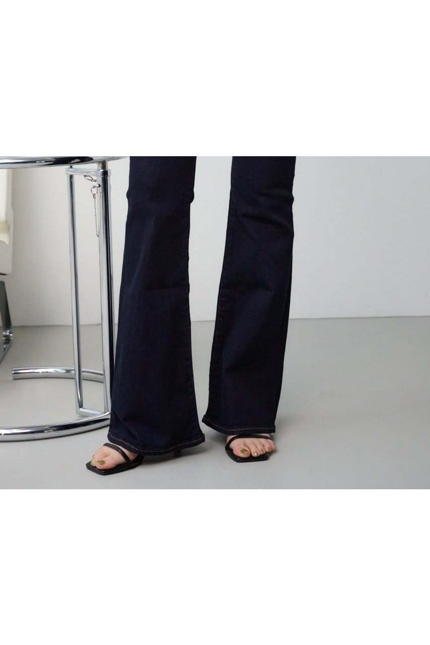 【アズール バイ マウジー/AZUL by moussy】のAZUL DENIM フレアデニム インテリア・キッズ・メンズ・レディースファッション・服の通販 founy(ファニー) 　ファッション　Fashion　レディースファッション　WOMEN　ジーンズ　Jeans　ストレッチ　Stretch　ストレート　Straight　デニム　Denim　バランス　Balance　フレア　Flare　ポケット　Pocket　A/W・秋冬　Aw・Autumn/Winter・Fw・Fall-Winter　2024年　2024　2024-2025秋冬・A/W　Aw/Autumn/Winter/Fw/Fall/2024-2025　One Wash1|ID: prp329100004397120 ipo3291000000032285928