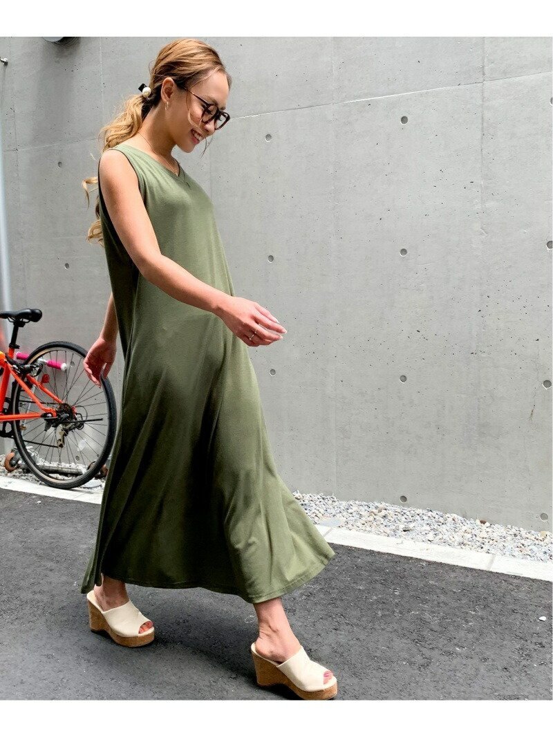 【ジュノア/JUNOAH】のAラインノースリーブマキシ丈ワンピース インテリア・キッズ・メンズ・レディースファッション・服の通販 founy(ファニー) 　ファッション　Fashion　レディースファッション　Fashion for Women　ワンピース　Dresses　グリーン|ID: prp329100004397279 ipo3291000000032489206