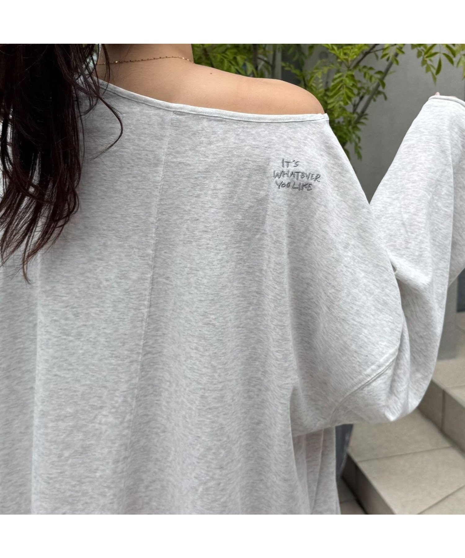 【チャオパニックティピー/CIAOPANIC TYPY】のシアースラブワンポイント刺繍オーバーTee インテリア・キッズ・メンズ・レディースファッション・服の通販 founy(ファニー) 　ファッション　Fashion　レディースファッション　Ladies' Fashion Online　ショルダー　Shoulder　シンプル　Simple　ストライプ　Stripe　デニム　Denim　ドロップ　Drop　定番　Standard　おすすめ　Recommend　ライトグレー|ID: prp329100004398827 ipo3291000000032680547