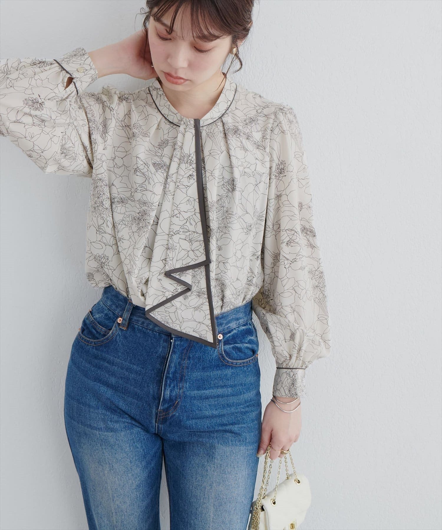 【ナチュラルクチュール/natural couture】の配色ボウタイ2WAYブラウス インテリア・キッズ・メンズ・レディースファッション・服の通販 founy(ファニー) 　ファッション　Fashion　レディースファッション　WOMEN　トップス・カットソー　Tops/Tshirt　シャツ/ブラウス　Shirts/Blouses　2025年　2025　2025春夏・S/S　Ss,Spring/Summer,2025　おすすめ　Recommend　カーディガン　Cardigan　シンプル　Simple　ジャケット　Jacket　ダウン　Down　デニム　Denim　ボトム　Bottom　エレガント 上品　Elegant　A/W・秋冬　Aw・Autumn/Winter・Fw・Fall-Winter　その他1|ID: prp329100004399752 ipo3291000000031621733