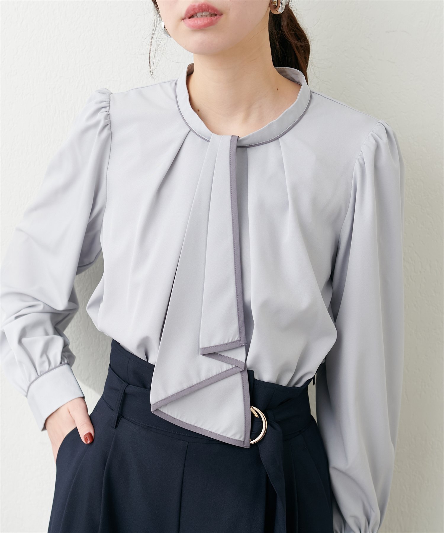 【ナチュラルクチュール/natural couture】の配色ボウタイ2WAYブラウス インテリア・キッズ・メンズ・レディースファッション・服の通販 founy(ファニー) 　ファッション　Fashion　レディースファッション　WOMEN　トップス・カットソー　Tops/Tshirt　シャツ/ブラウス　Shirts/Blouses　2025年　2025　2025春夏・S/S　Ss,Spring/Summer,2025　おすすめ　Recommend　カーディガン　Cardigan　シンプル　Simple　ジャケット　Jacket　ダウン　Down　デニム　Denim　ボトム　Bottom　エレガント 上品　Elegant　A/W・秋冬　Aw・Autumn/Winter・Fw・Fall-Winter　サックスブルー|ID: prp329100004399752 ipo3291000000031621740