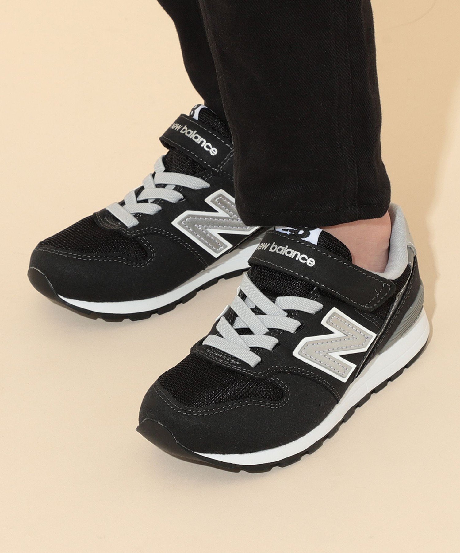 【こども ビームス/コドモ ビームス / KIDS】のNEW BALANCE / YV996(17~24cm) 入学 入園 新学期 25SS インテリア・キッズ・メンズ・レディースファッション・服の通販 founy(ファニー) 　ファッション　Fashion　キッズファッション　KIDS　2025年　2025　2025春夏・S/S　Ss,Spring/Summer,2025　おすすめ　Recommend　シューズ　Shoes　ベーシック　Basic　人気　Popularity　入学式　Entrance Ceremony　定番　Standard　BLACK|ID: prp329100004402462 ipo3291000000031869882