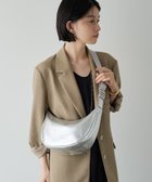 【ラシット/russet】のソフトレザーラウンドショルダーバッグ silver 人気、トレンドファッション・服の通販 founy(ファニー) ファッション Fashion レディースファッション WOMEN アクセサリー Accessories キルティング Quilting 軽量 Lightweight シルバー Silver シンプル Simple スマート Smart 財布 Wallet トレンド Trend 定番 Standard 人気 Popularity ハーフ Half フィット Fit フォルム Form ポケット Pocket 日本製 Made In Japan thumbnail シルバー|ID: prp329100004405763 ipo3291000000030915531