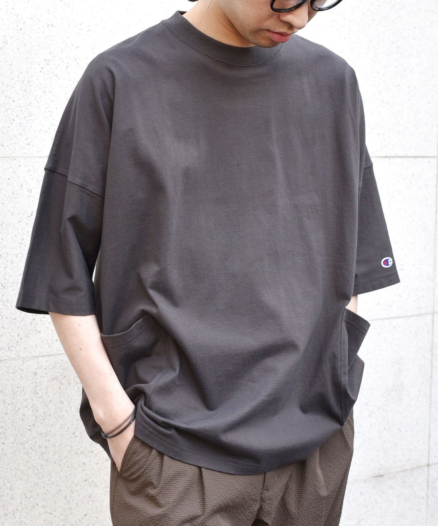 【シップス フォー ウィメン/SHIPS】の【SHIPS any別注】Champion ドルマン キャンプポケット Tシャツ 25SS 人気、トレンドファッション・服の通販 founy(ファニー) 　ファッション　Fashion　レディースファッション　WOMEN　トップス・カットソー　Tops/Tshirt　シャツ/ブラウス　Shirts/Blouses　ロング / Tシャツ　T-Shirts　春　Spring　シンプル　Simple　定番　Standard　ニューヨーク　New York　フォルム　Form　ベーシック　Basic　別注　Special Order　S/S・春夏　Ss・Spring/Summer　夏　Summer　2025年　2025　2025春夏・S/S　Ss,Spring/Summer,2025　 other-1|ID: prp329100004415175 ipo3291000000031709512