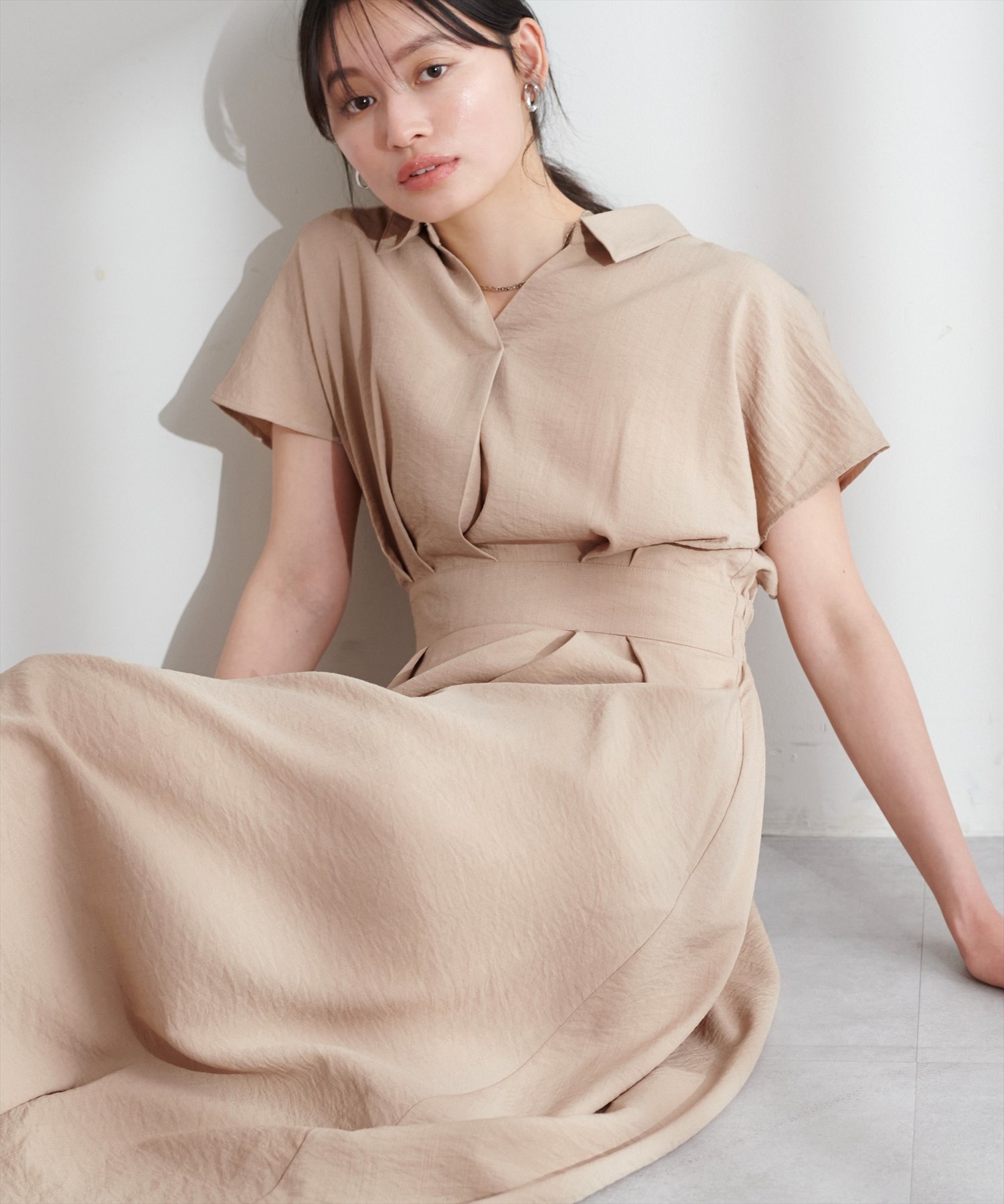 【ナチュラルクチュール/natural couture】の【WEB限定】涼しげスキッパー衿お上品ワンピース(Lサイズ) インテリア・キッズ・メンズ・レディースファッション・服の通販 founy(ファニー) 　ファッション　Fashion　レディースファッション　WOMEN　ワンピース　Dress　カーディガン　Cardigan　シアー　Sheer　スキッパー　Skipper　ストラップサンダル　Strap Sandals　トレンド　Trend　ミュール　Mule　エレガント 上品　Elegant　2025年　2025　2025春夏・S/S　Ss,Spring/Summer,2025　ベージュ|ID: prp329100004415997 ipo3291000000031843424