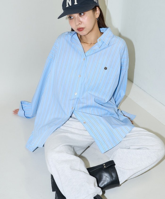 【フリークスストア/FREAK'S STORE】のロゴ刺繍ビッグシャツ 限定展開 24SS 24AW インテリア・キッズ・メンズ・レディースファッション・服の通販 founy(ファニー) 　ファッション　Fashion　レディースファッション　WOMEN　トップス・カットソー　Tops/Tshirt　シャツ/ブラウス　Shirts/Blouses　カーゴパンツ　Cargo Pants　シンプル　Simple　スペシャル　Special　スラックス　Slacks　ダメージ　Damage　デニム　Denim　ハーフ　Half　ビッグ　Big　フラワー　Flower　ポケット　Pocket　ミニスカート　Mini Skirt　メンズ　Mens　モチーフ　Motif　リアル　Real　S/S・春夏　Ss・Spring/Summer　おすすめ　Recommend　夏　Summer　2024年　2024　2024春夏・S/S　Ss,Spring/Summer,2024　2024-2025秋冬・A/W　Aw/Autumn/Winter/Fw/Fall/2024-2025　ネイビー|ID: prp329100004418154 ipo3291000000032394542