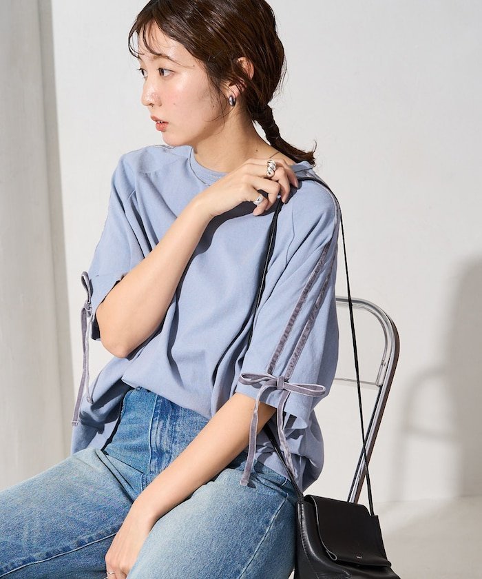 【フリークスストア/FREAK'S STORE】の袖 ベロア リボン ライン 半袖 ラグラン Tシャツ【限定展開】 25SS インテリア・キッズ・メンズ・レディースファッション・服の通販 founy(ファニー) 　ファッション　Fashion　レディースファッション　WOMEN　トップス・カットソー　Tops/Tshirt　シャツ/ブラウス　Shirts/Blouses　ロング / Tシャツ　T-Shirts　ベロア　Velour　2025年　2025　2025春夏・S/S　Ss,Spring/Summer,2025　スポーティ　Sporty　スリーブ　Sleeve　ベロア　Velor　ボトム　Bottom　リボン　Ribbon　半袖　Short Sleeve　夏　Summer　春　Spring　S/S・春夏　Ss・Spring/Summer　サックスブルー|ID: prp329100004418601 ipo3291000000031957025