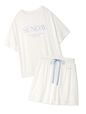 【スナイデル ホーム/SNIDEL HOME】 オーバーサイズT ショートパンツSET人気、トレンドファッション・服の通販 founy(ファニー) ファッション Fashion レディースファッション WOMEN セットアップ Setup パンツ Pants パンツ Pants ハーフ / ショートパンツ Short Pants おすすめ Recommend とろみ Thickness イエロー Yellow ギフト プレゼント Gift Present シャーリング Shirring ショート Short シンプル Simple セットアップ Set Up リボン Ribbon 夏 Summer |ID:prp329100004422937