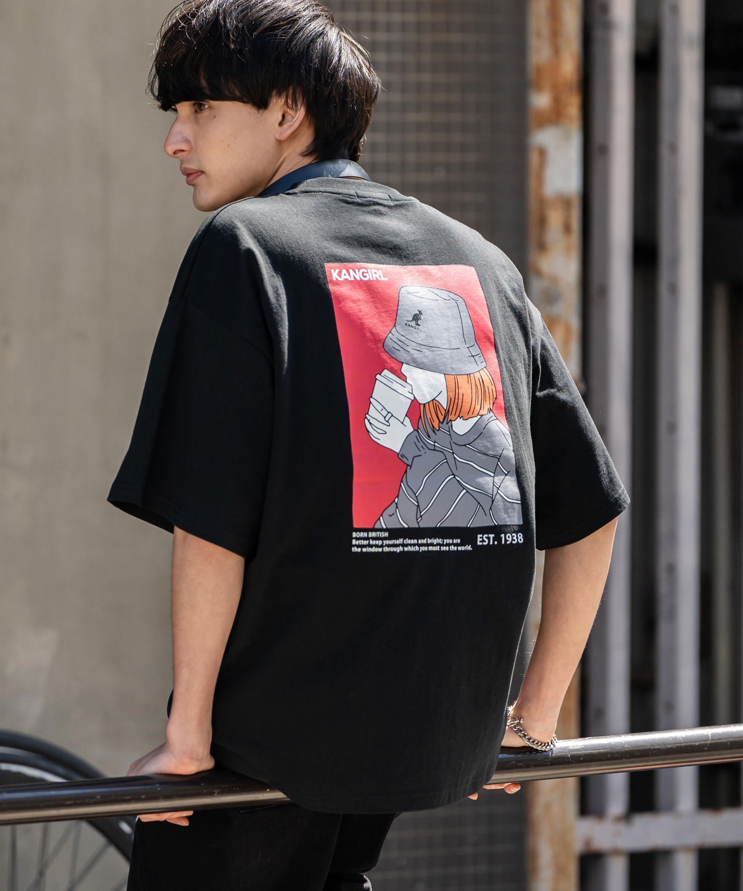 【ロッキーモンロー/Rocky Monroe】の【KANGOL】*【Rocky Monroe】別注コラボカンガールプリントTシャツ インテリア・キッズ・メンズ・レディースファッション・服の通販 founy(ファニー) 　ファッション　Fashion　レディースファッション　WOMEN　トップス・カットソー　Tops/Tshirt　シャツ/ブラウス　Shirts/Blouses　ロング / Tシャツ　T-Shirts　プリント　Print　別注　Special Order　メンズ　Mens　リラックス　Relax　ロング　Long　ワイド　Wide　おすすめ　Recommend　エレガント 上品　Elegant　A.ブラック|ID: prp329100004425341 ipo3291000000030947397