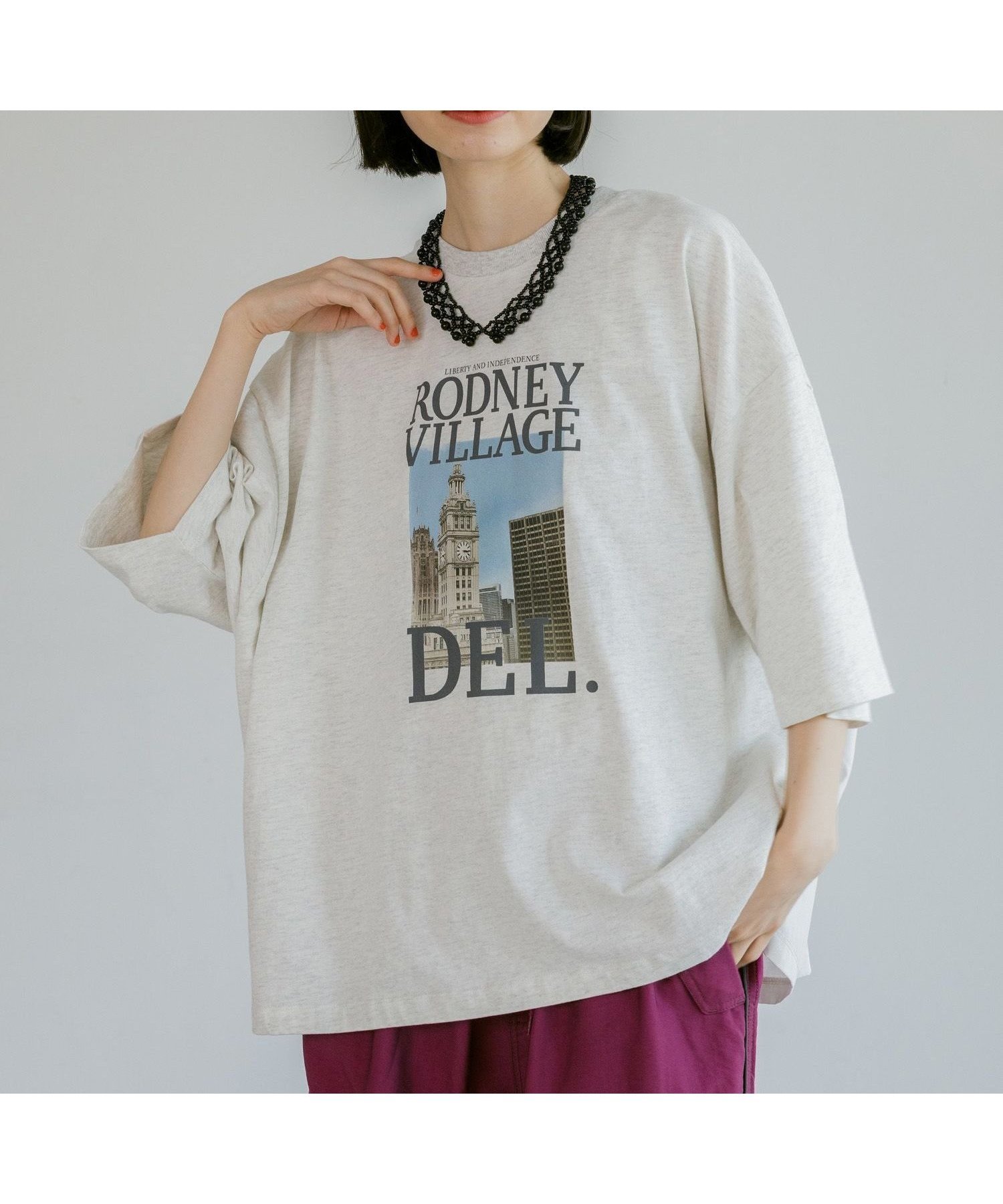 【ニコアンド/niko and】のバック布帛CITYフォトTシャツ インテリア・キッズ・メンズ・レディースファッション・服の通販 founy(ファニー) 　ファッション　Fashion　レディースファッション　WOMEN　トップス・カットソー　Tops/Tshirt　シャツ/ブラウス　Shirts/Blouses　ロング / Tシャツ　T-Shirts　バッグ　Bag　おすすめ　Recommend　カットソー　Cut And Sew　バランス　Balance　フリル　Frills　ルーズ　Loose　ワイド　Wide　半袖　Short Sleeve　オートミール51|ID: prp329100004432555 ipo3291000000031957050