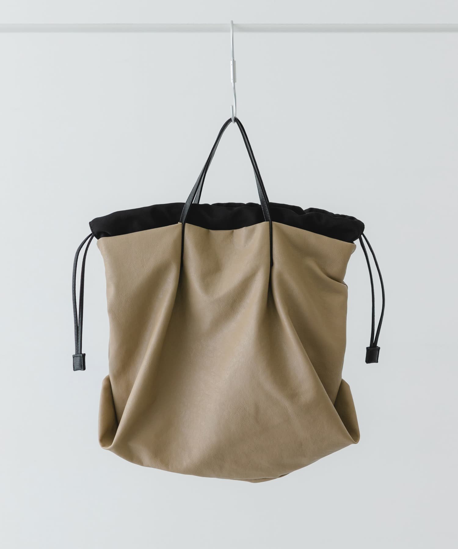 【ロデスコ/RODE SKO / URBAN RESEARCH】のウォッシャブルショルダーバッグ インテリア・キッズ・メンズ・レディースファッション・服の通販 founy(ファニー) 　ファッション　Fashion　レディースファッション　WOMEN　バッグ　Bag　2025年　2025　2025春夏・S/S　Ss,Spring/Summer,2025　ウォッシャブル　Washable　ショルダー　Shoulder　デニム　Denim　夏　Summer　S/S・春夏　Ss・Spring/Summer　ビジネス 仕事 通勤　Business　BEIGE|ID: prp329100004437171 ipo3291000000031690306