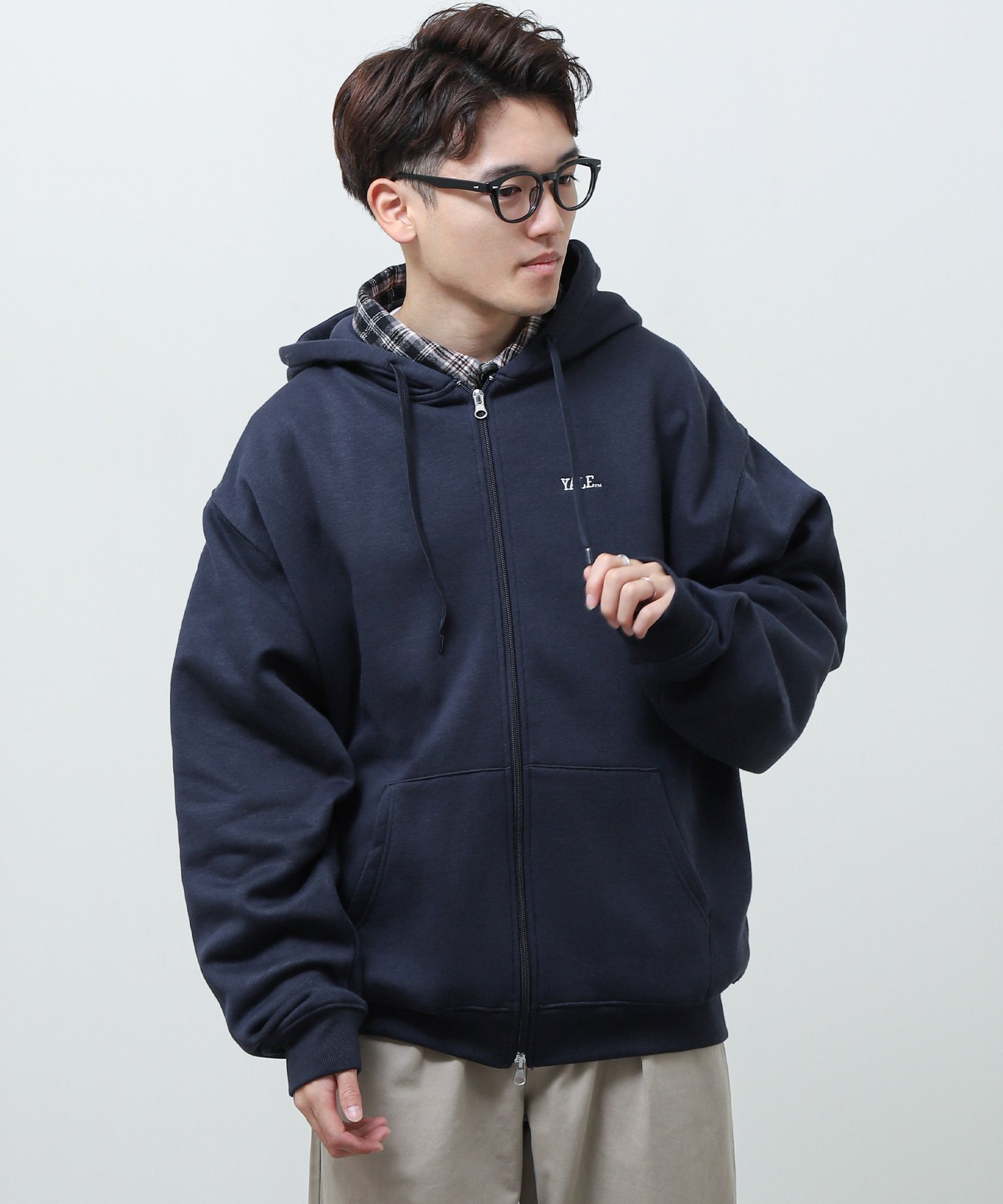 【ジップファイブ/ZIP FIVE】のYALE カレッジロゴジップアップパーカー インテリア・キッズ・メンズ・レディースファッション・服の通販 founy(ファニー) 　ファッション　Fashion　レディースファッション　WOMEN　トップス・カットソー　Tops/Tshirt　パーカ　Sweats　パターン　Pattern　ベーシック　Basic　ワンポイント　One Point　A/W・秋冬　Aw・Autumn/Winter・Fw・Fall-Winter　防寒　Cold Protection　A-NAVY|ID: prp329100004437377 ipo3291000000030992619