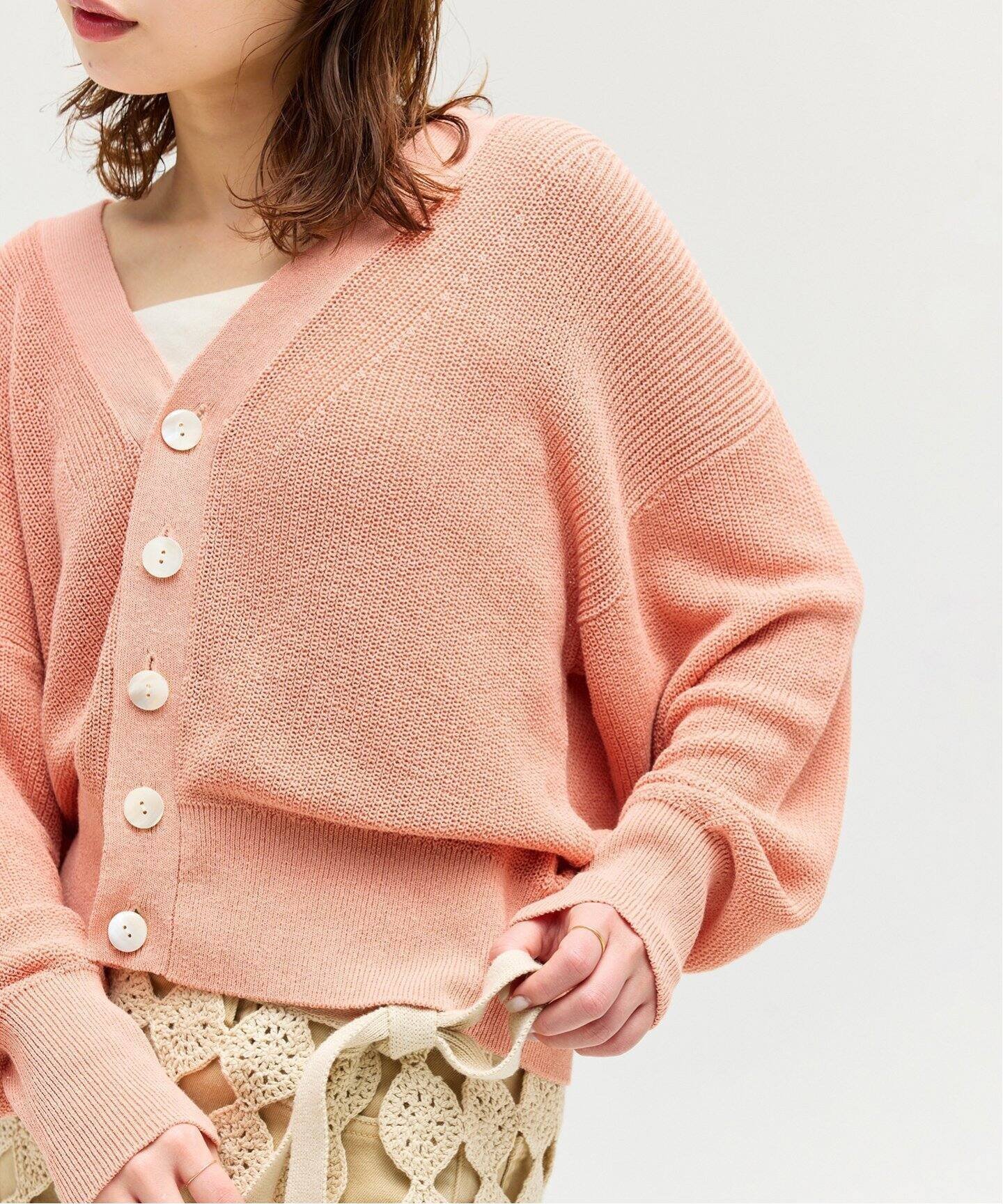 【スローブ イエナ/SLOBE IENA】の《一部店舗・WEB限定カラーあり》リネン混Vネックカーディガン インテリア・キッズ・メンズ・レディースファッション・服の通販 founy(ファニー) 　ファッション　Fashion　レディースファッション　WOMEN　トップス・カットソー　Tops/Tshirt　カーディガン　Cardigans　Vネック　V-Neck　2025年　2025　2025春夏・S/S　Ss,Spring/Summer,2025　インナー　Inner　カーディガン　Cardigan　タンク　Tank　リネン　Linen　レース　Race　ロング　Long　ピンク|ID: prp329100004437537 ipo3291000000031995325