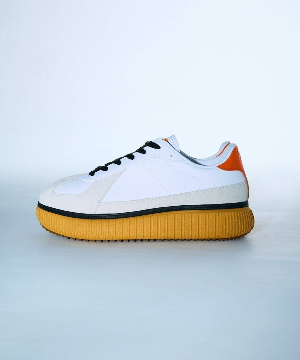 【オニツカ タイガー/Onitsuka Tiger】の【公式ショップ】DELECITY インテリア・キッズ・メンズ・レディースファッション・服の通販 founy(ファニー) 　ファッション　Fashion　レディースファッション　Fashion for Women　クッション　Cushion, Throw Pillow　シューズ　Shoes, Footwear　フォルム　Silhouette, Form　フラット　Flat, Flat Shoes　軽量　Lightweight, Ultra Light　WHITE/HABANERO|ID: prp329100004437597 ipo3291000000033179231