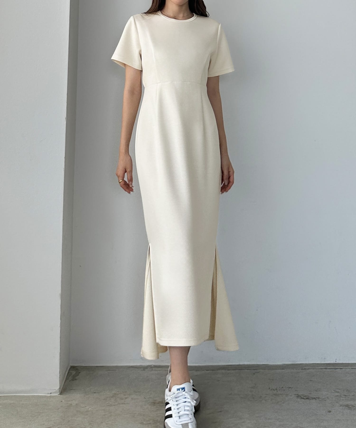 【ジュノア/JUNOAH】のLouere マーメイドワンピース インテリア・キッズ・メンズ・レディースファッション・服の通販 founy(ファニー) 　ファッション　Fashion　レディースファッション　WOMEN　ワンピース　Dress　マーメイド　Mermaid　アイボリー|ID: prp329100004439628 ipo3291000000031758694