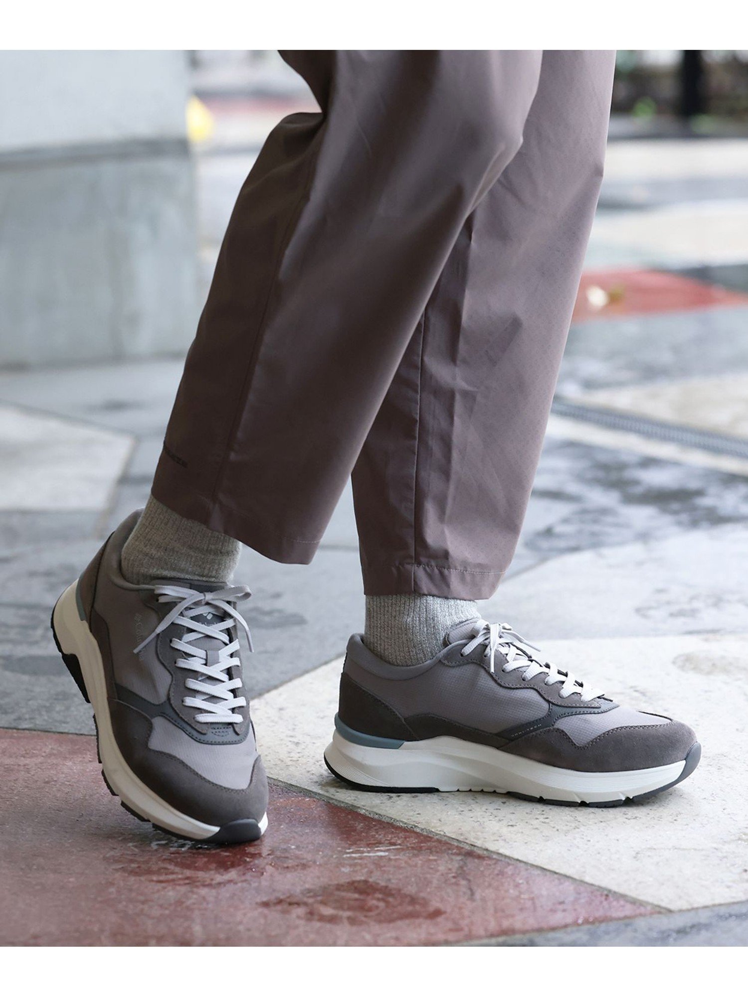 【コロンビア/Columbia】のColumbia/ イーストサイドトレーナー ツー オムニテック /コロンビア インテリア・キッズ・メンズ・レディースファッション・服の通販 founy(ファニー) 　ファッション　Fashion　レディースファッション　WOMEN　アウトドア　Outdoor　インソール　Insole　クッション　Cushion　クラシカル　Classical　シューズ　Shoes　スエード　Suede　ストレッチ　Stretch　スニーカー　Sneakers　トレーナー　Trainer　ラウンド　Round　ラバー　Rubber　ランニング　Running　おすすめ　Recommend　グレー[003001]|ID: prp329100004447906 ipo3291000000031991837
