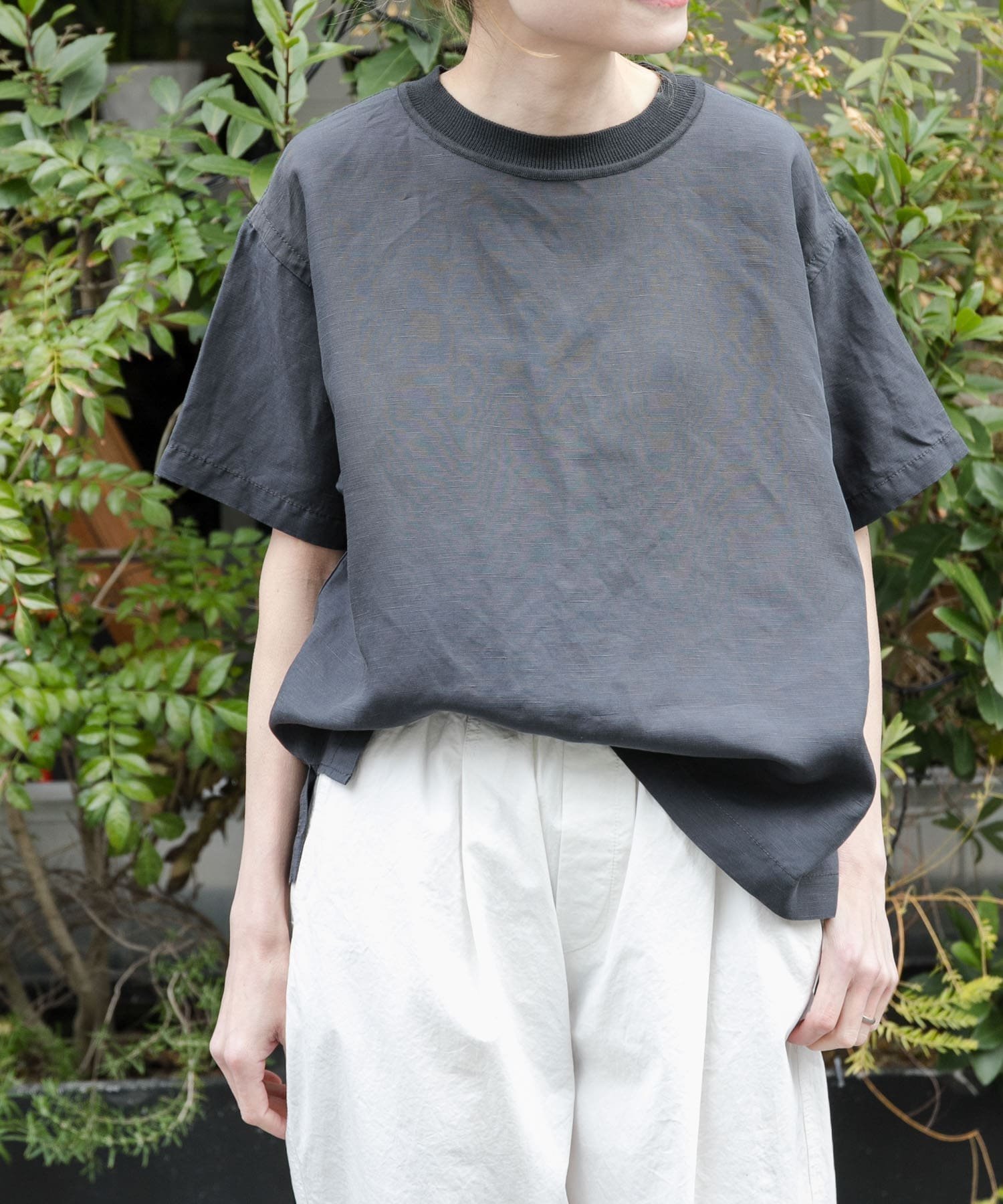 【アーバンリサーチ ドアーズ/URBAN RESEARCH DOORS】のFORK SPOON プルオーバーブラウス インテリア・キッズ・メンズ・レディースファッション・服の通販 founy(ファニー) 　ファッション　Fashion　レディースファッション　WOMEN　トップス・カットソー　Tops/Tshirt　シャツ/ブラウス　Shirts/Blouses　プルオーバー　Pullover　2025年　2025　2025春夏・S/S　Ss,Spring/Summer,2025　シンプル　Simple　スクエア　Square　スタンダード　Standard　ベーシック　Basic　リネン　Linen　ロング　Long　ワイド　Wide　今季　This Season　夏　Summer　S/S・春夏　Ss・Spring/Summer　CHARCOAL|ID: prp329100004449363 ipo3291000000031753225